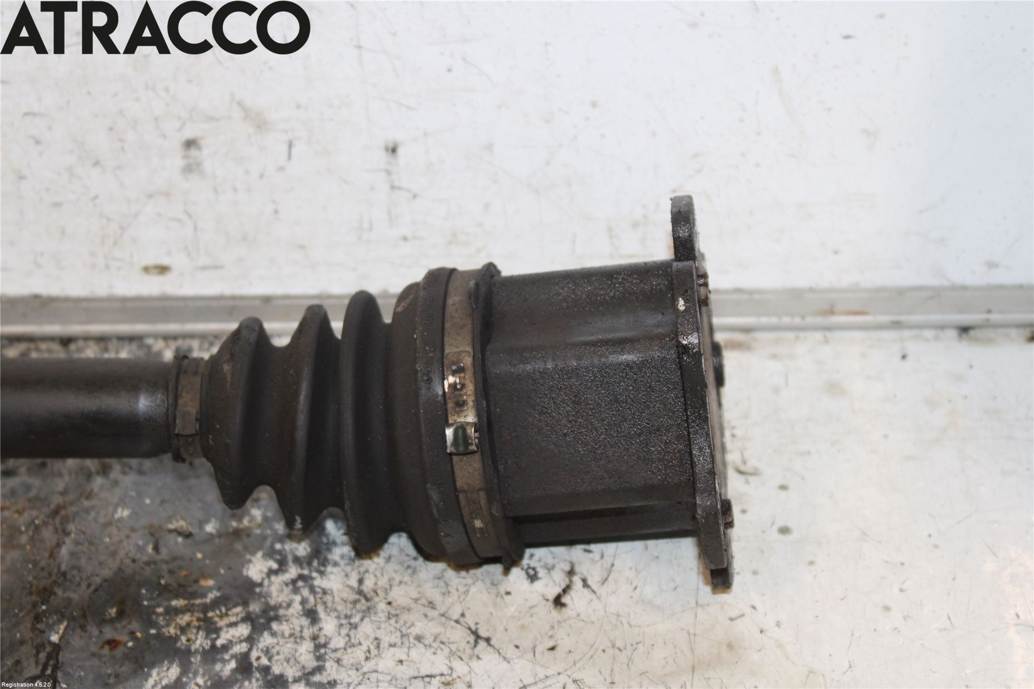 Audi A6/S6     05-11 Drivaxel Fram Höger
