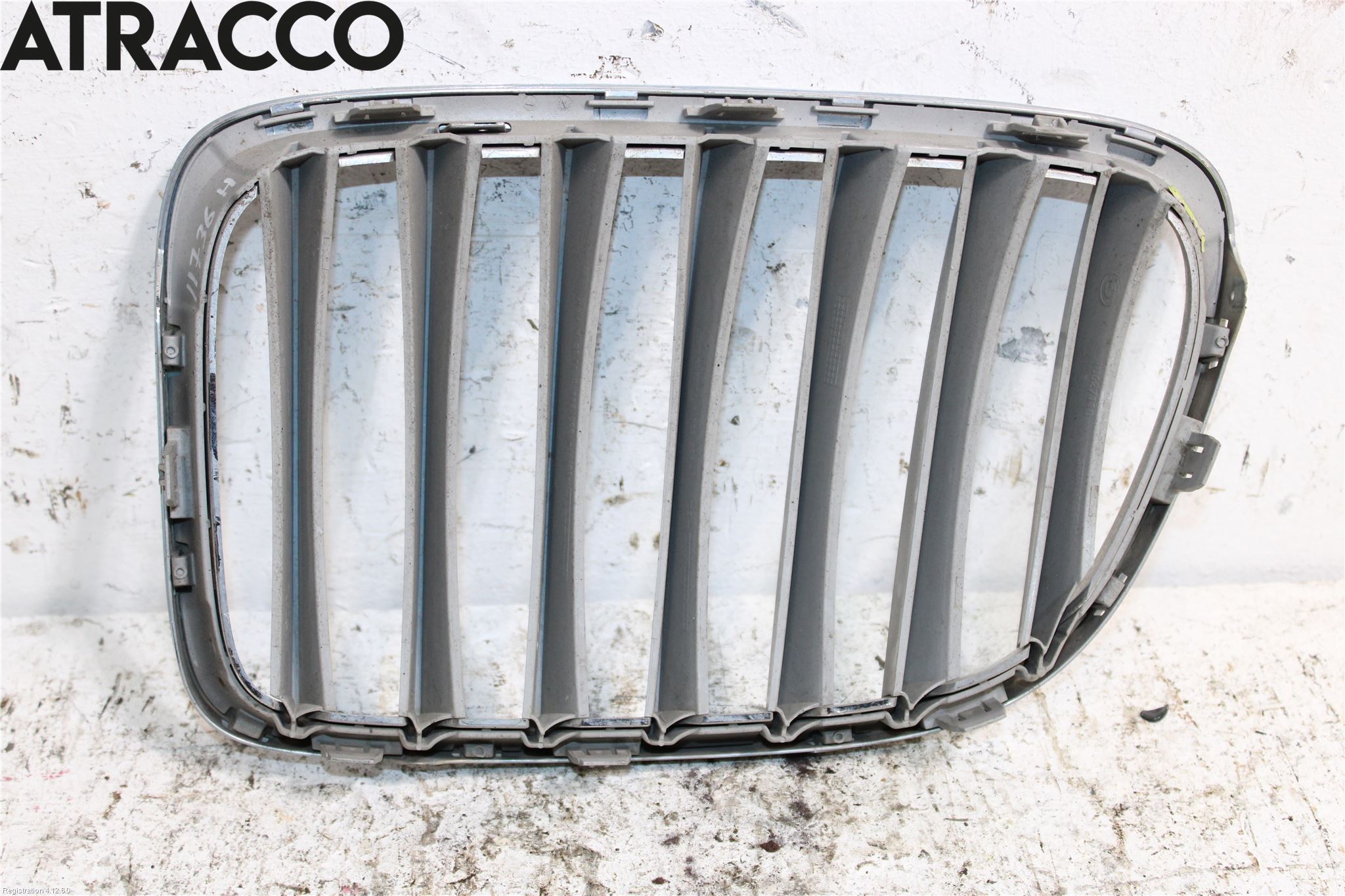 BMW X1 E84 10-15 Grilldel Höger