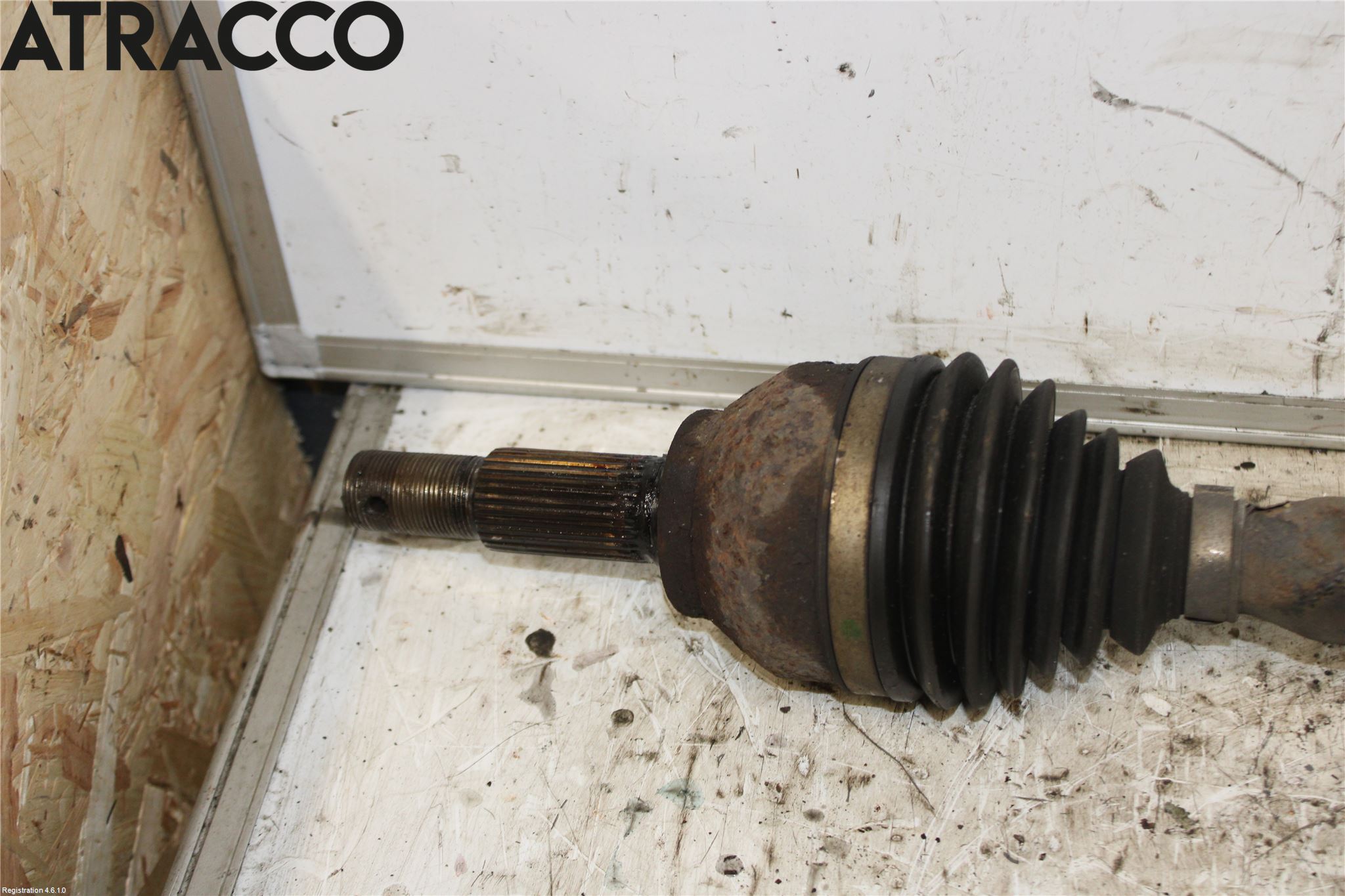 Nissan LEAF 11-17 Drivaxel Fram Höger
