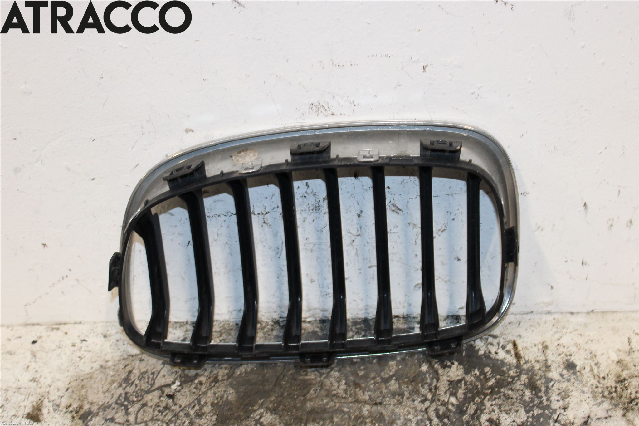 BMW 1 F20/F21 11-19 Grilldel Höger