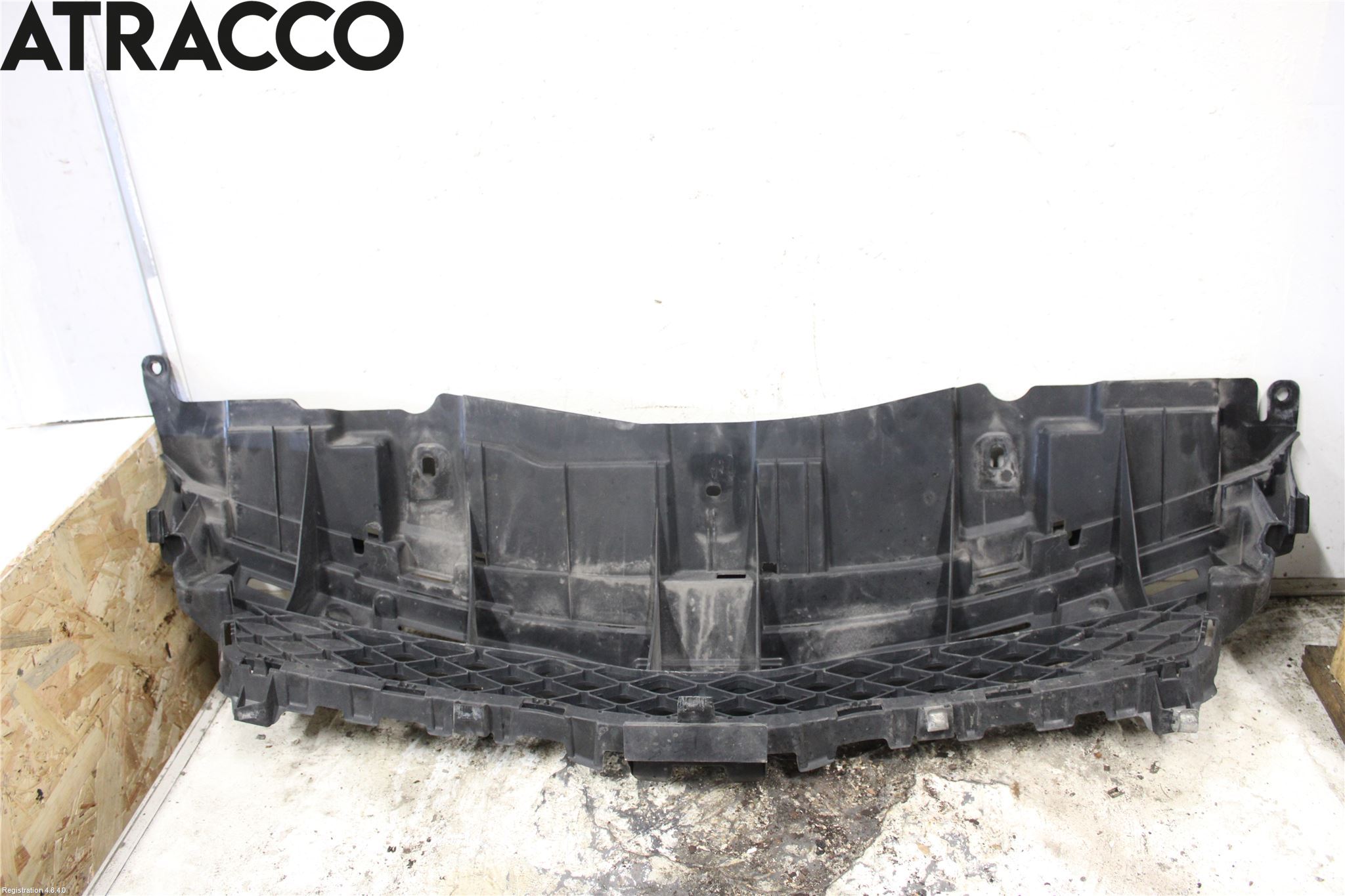 Toyota AURIS 10-12 Stöt Utfyllnad-List-Grill