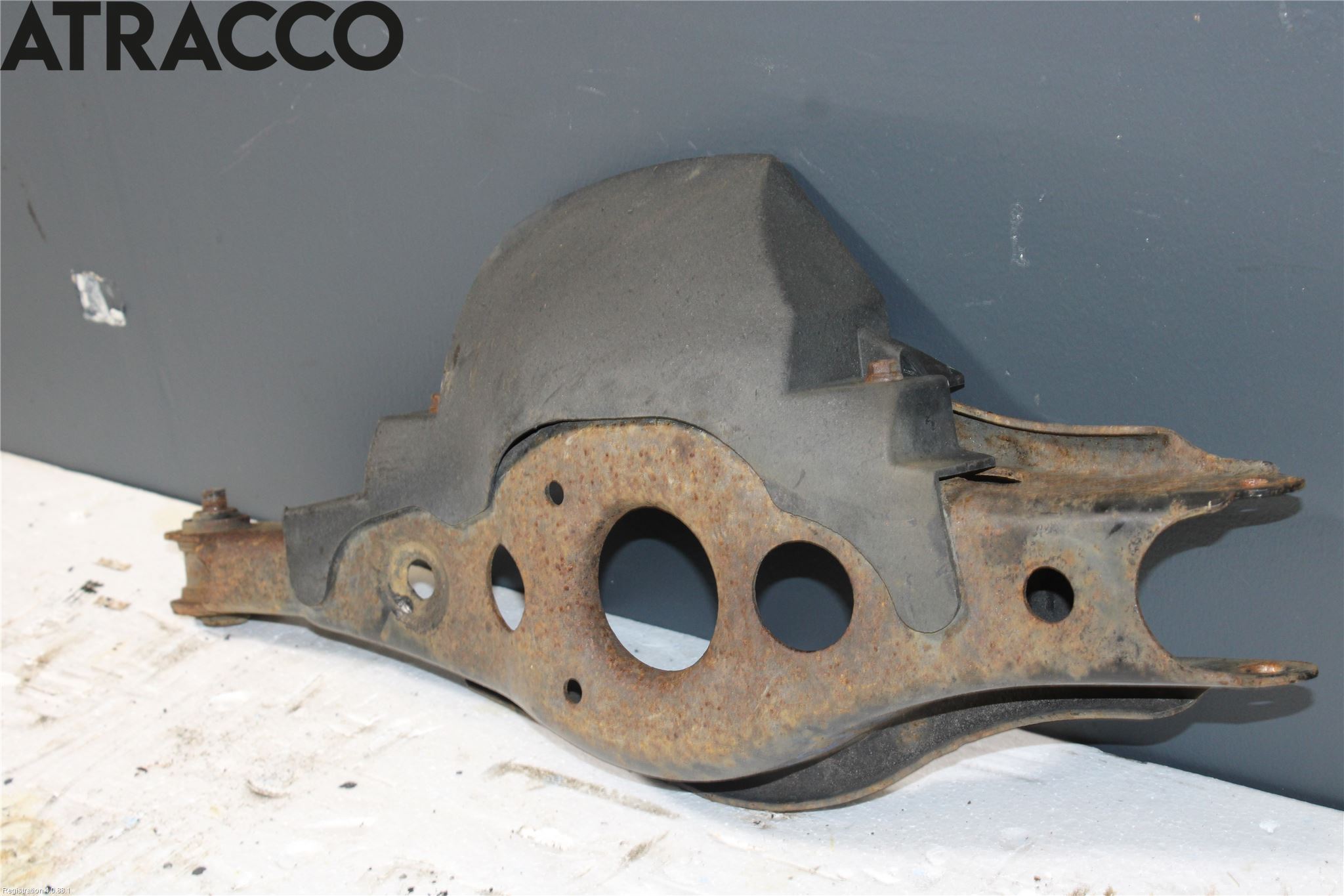 Toyota RAV 4 06-12 Bärarm Bak Vänster