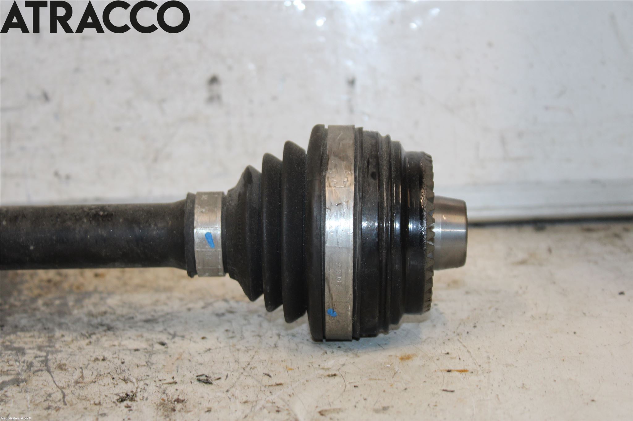 BMW 3 F30/F31/F80 12-19 Drivaxel Bak Vänster