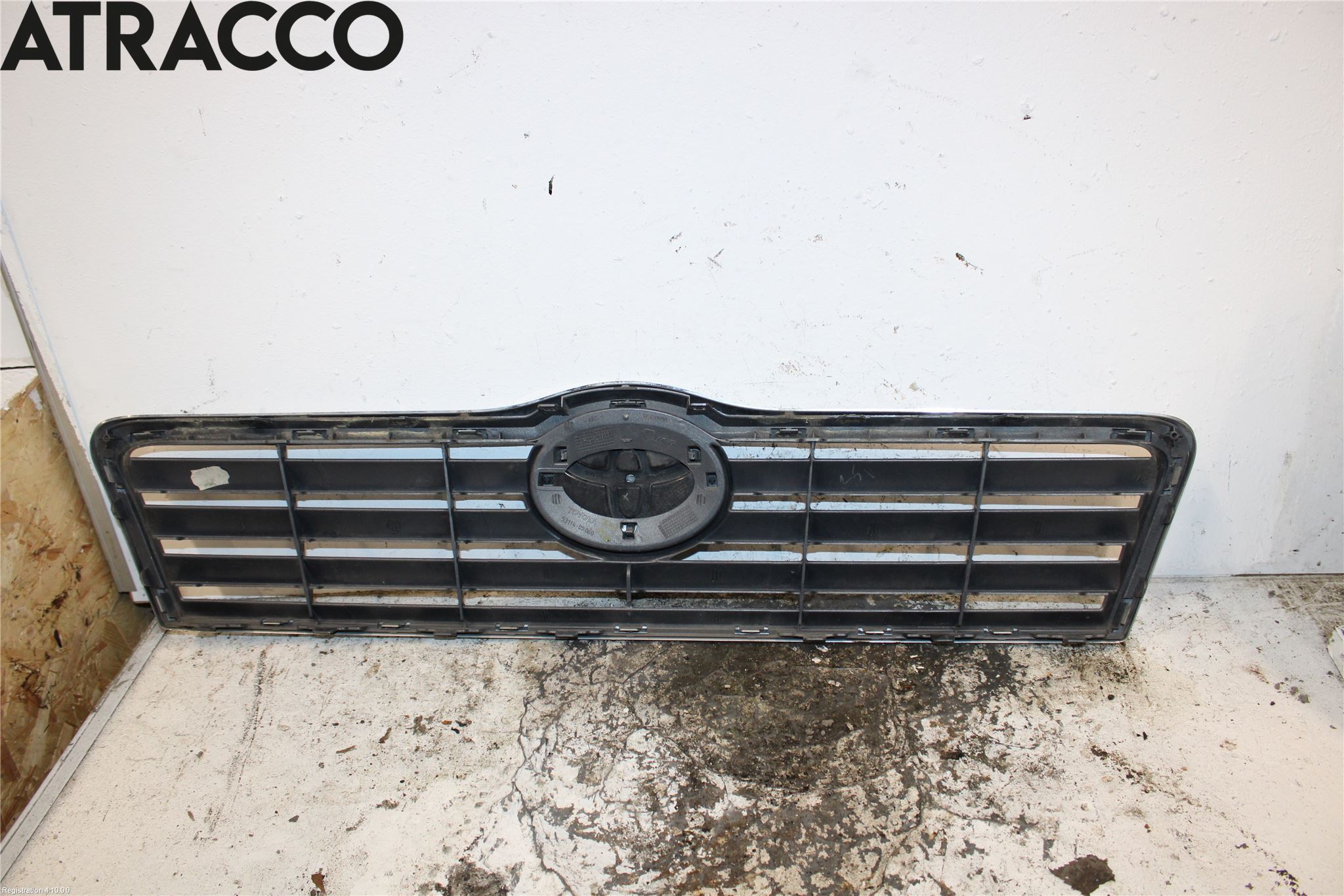 Toyota AVENSIS 03-06 Grill Komp