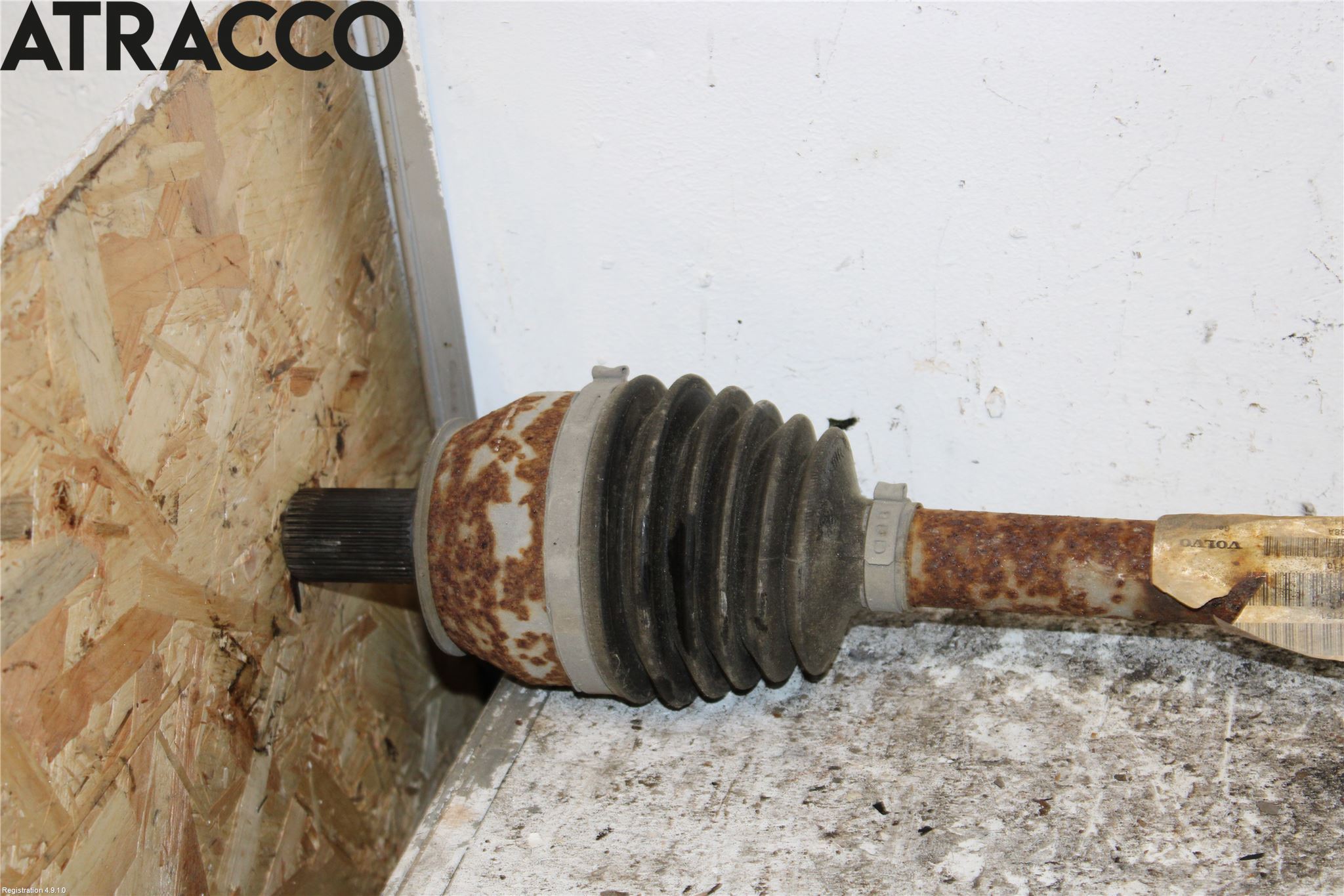 Volvo V60 14-18 Drivaxel Fram Höger