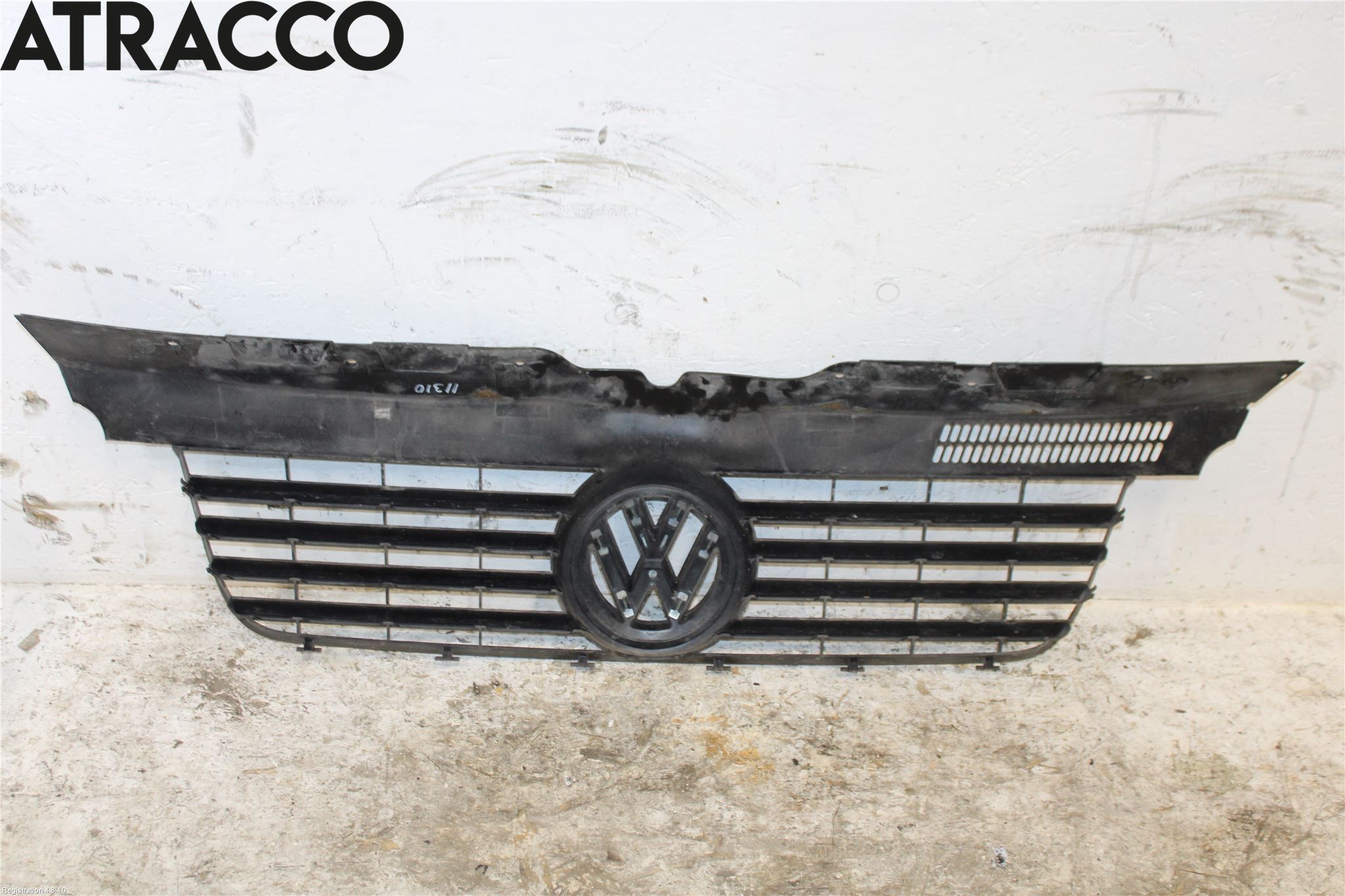 Volkswagen VW TRANSP/CARAVELLE (T5) 04-15 Grill Komp