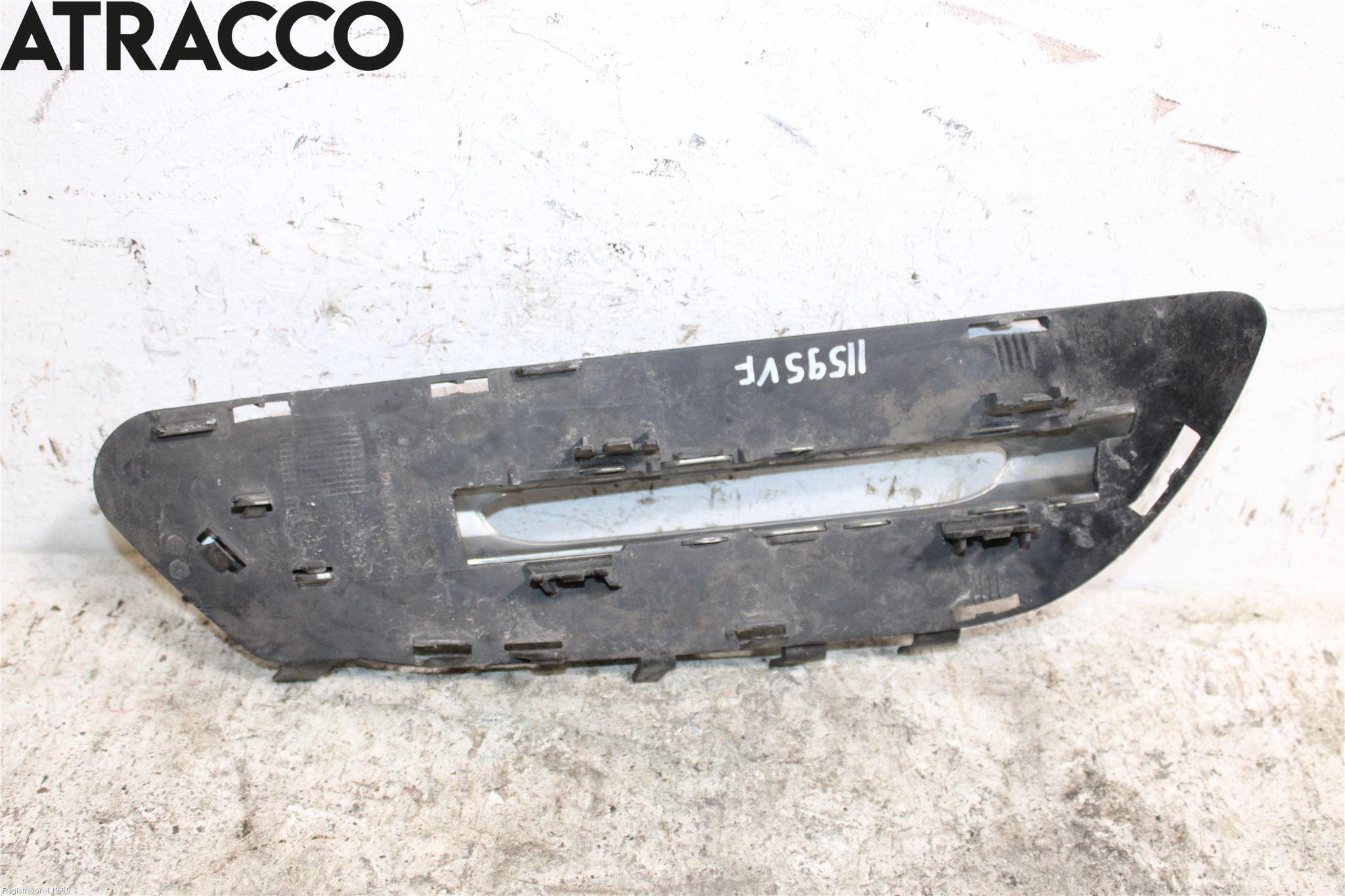 Mercedes-Benz MB E-KLASS (W212) 09-16 Dimljussarg Fram