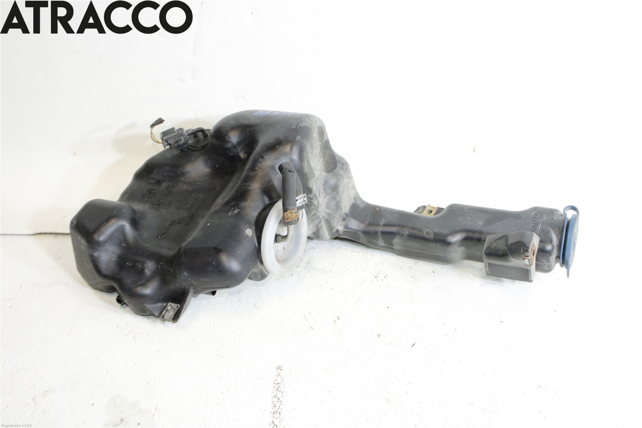 Mercedes-Benz MB C-KLASS (W204) 07-15 Spolartank Vindruta
