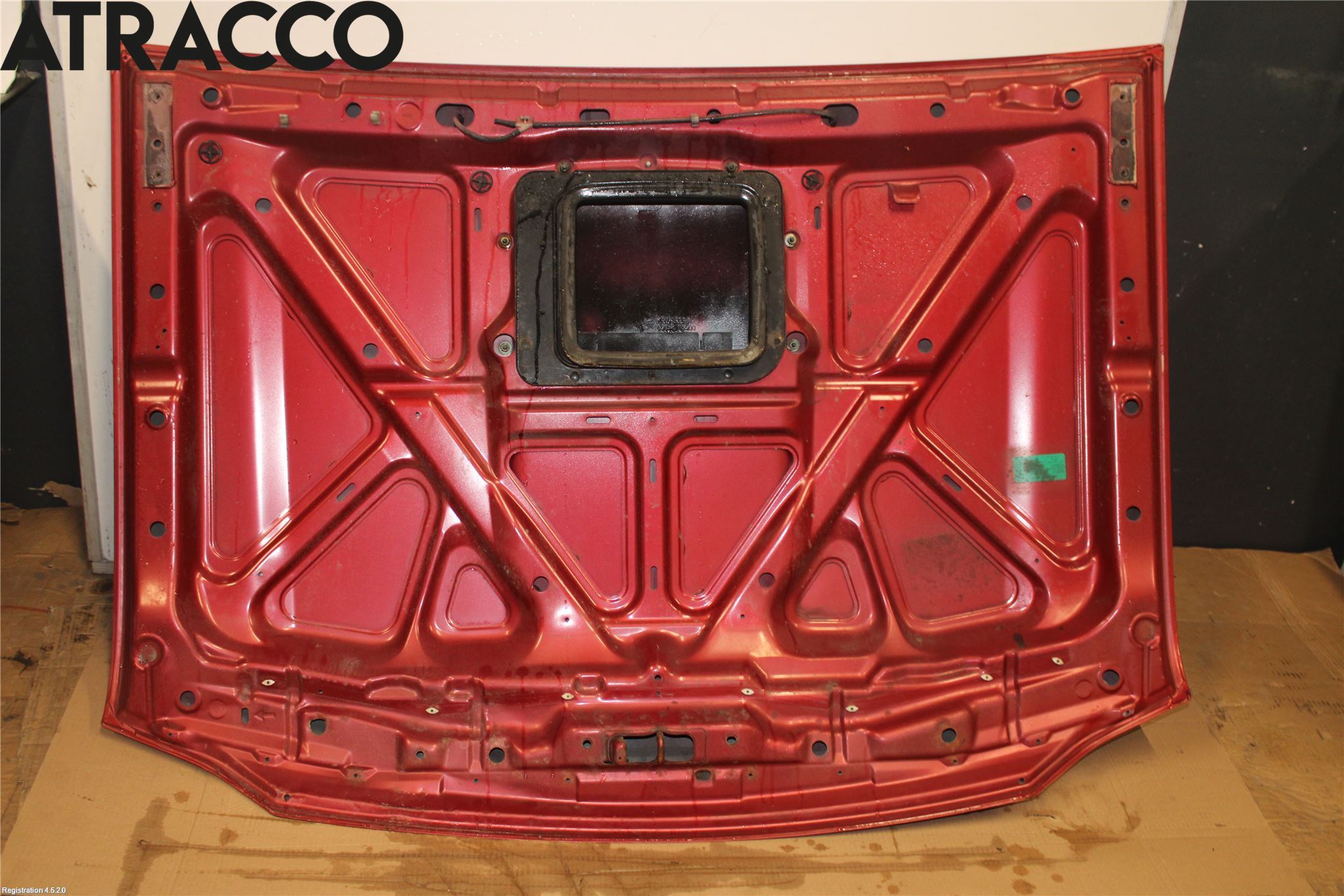 Nissan NAVARA 98-05 Huv Fram
