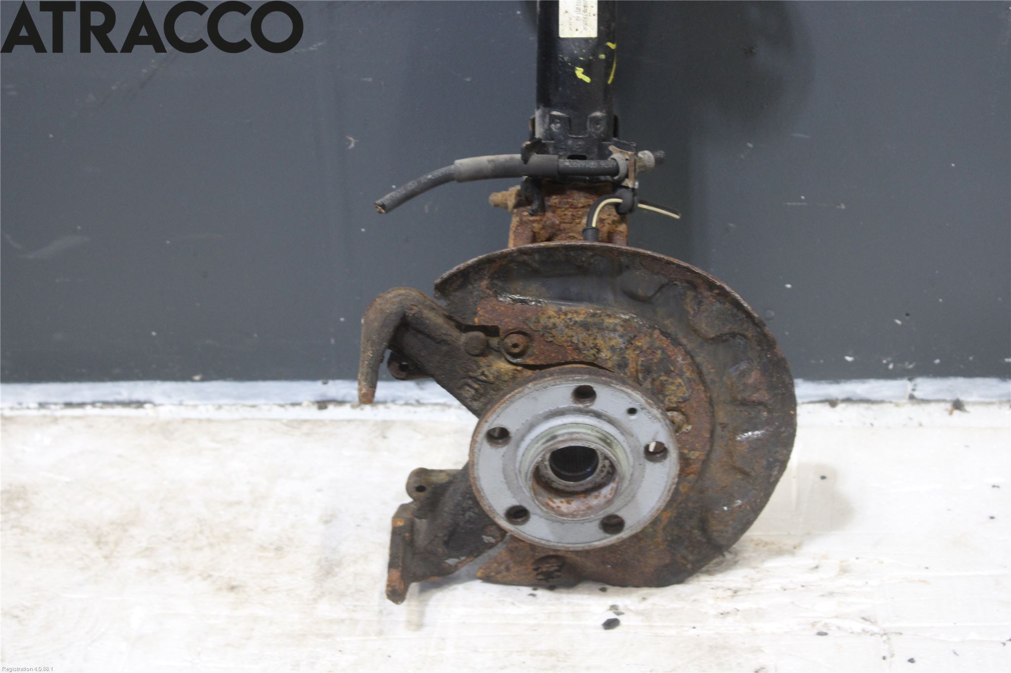 Volkswagen VW POLO 10-17 Fjäderben Fram Vänster