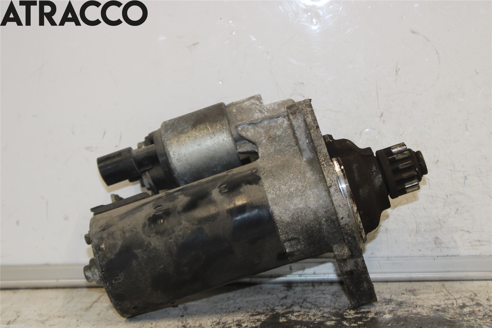 Volkswagen VW CADDY 11-15 Startmotor