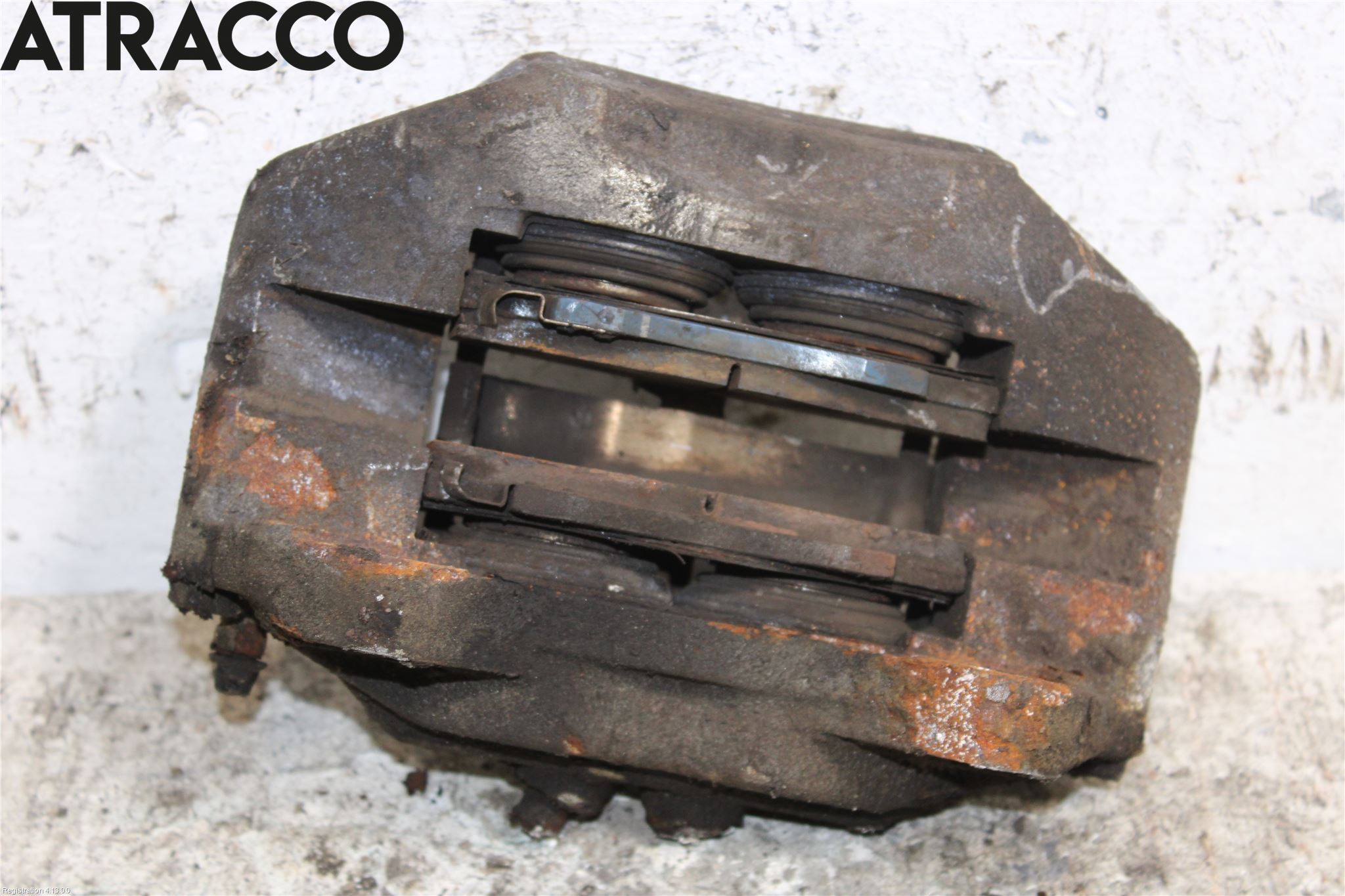 Toyota HILUX 05-16 Bromsok Fram Vänster