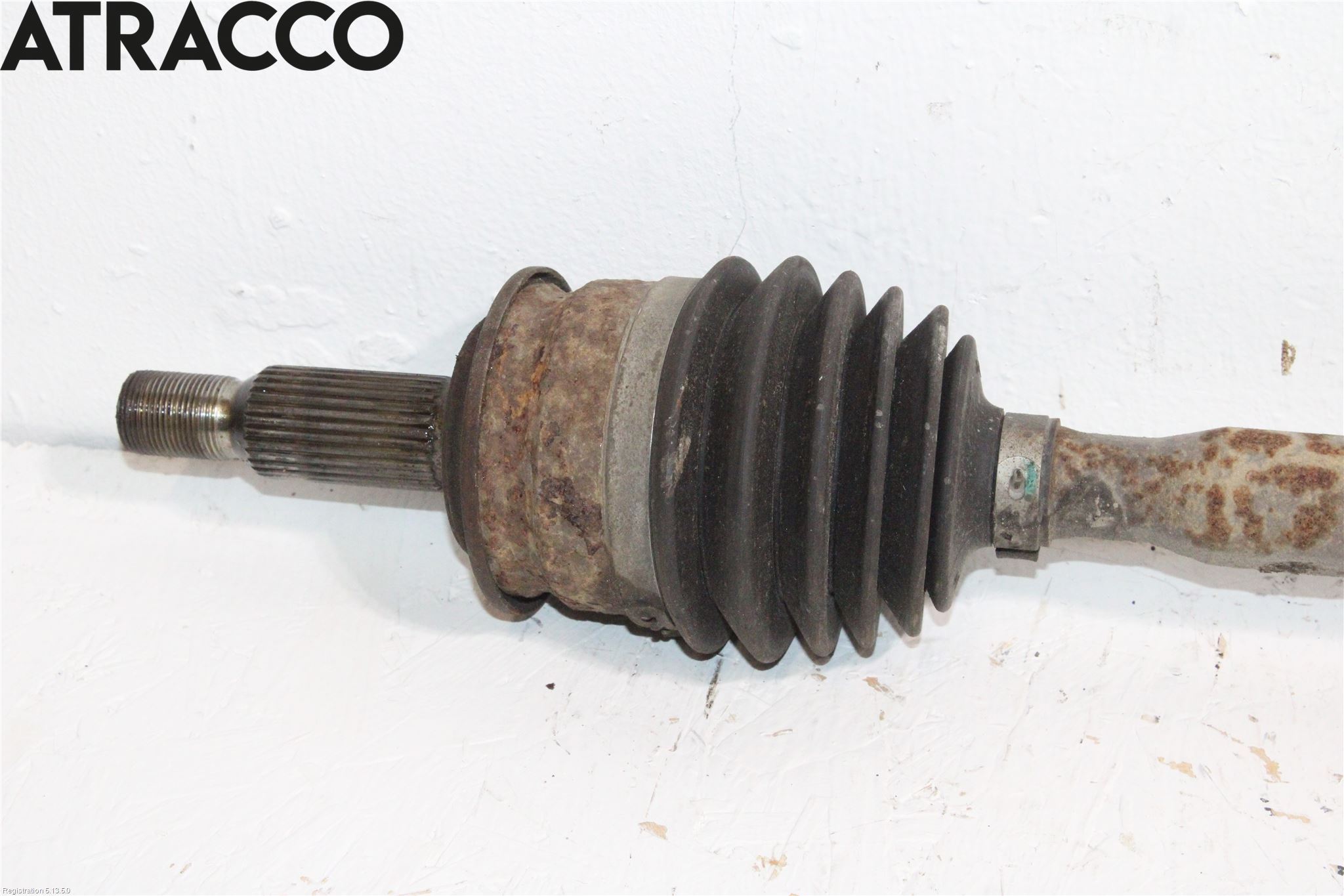 Mitsubishi ECLIPS CROSS Drivaxel Fram Höger