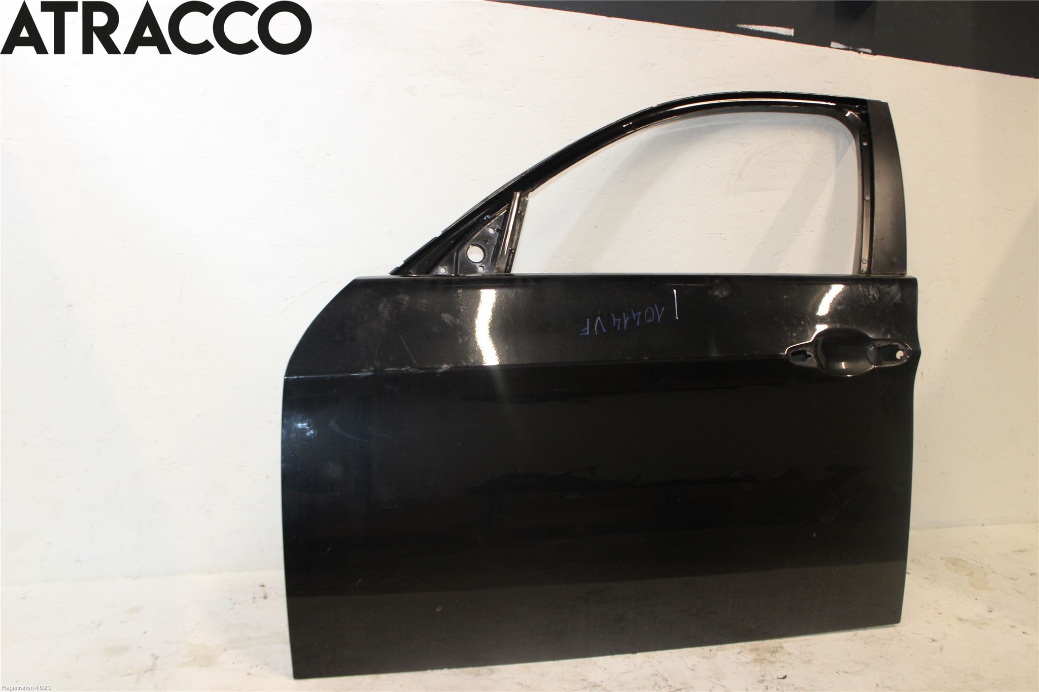 BMW 3 E90/91 SED/TOU 05-12 Dörr Fram Vänster