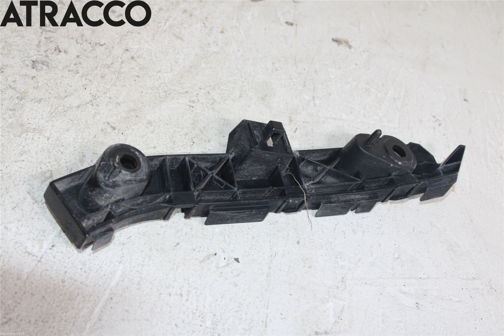Mazda 5 10-18 Stötfångarfäste Fram Hö