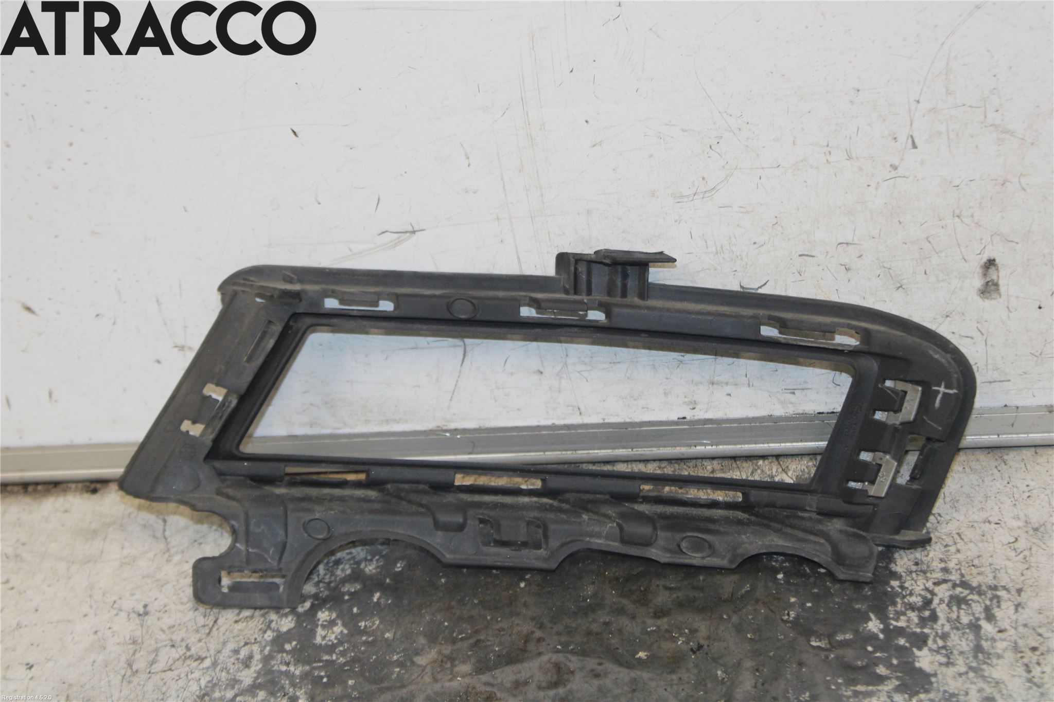 Volkswagen VW GOLF / E-GOLF VII 13-20 Grilldel Höger