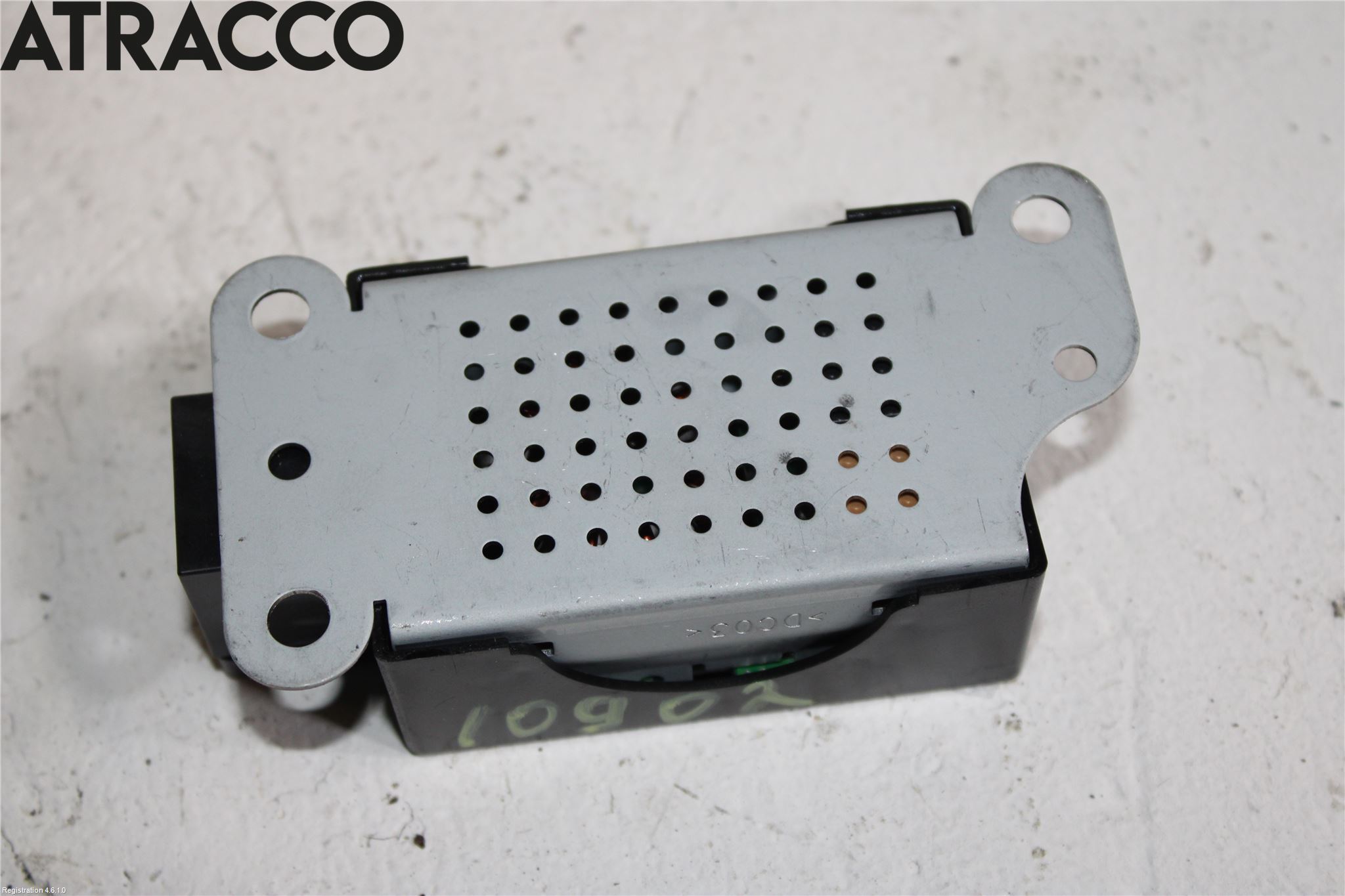 Volkswagen VW GOLF VI 09-13 Antennförstärkare