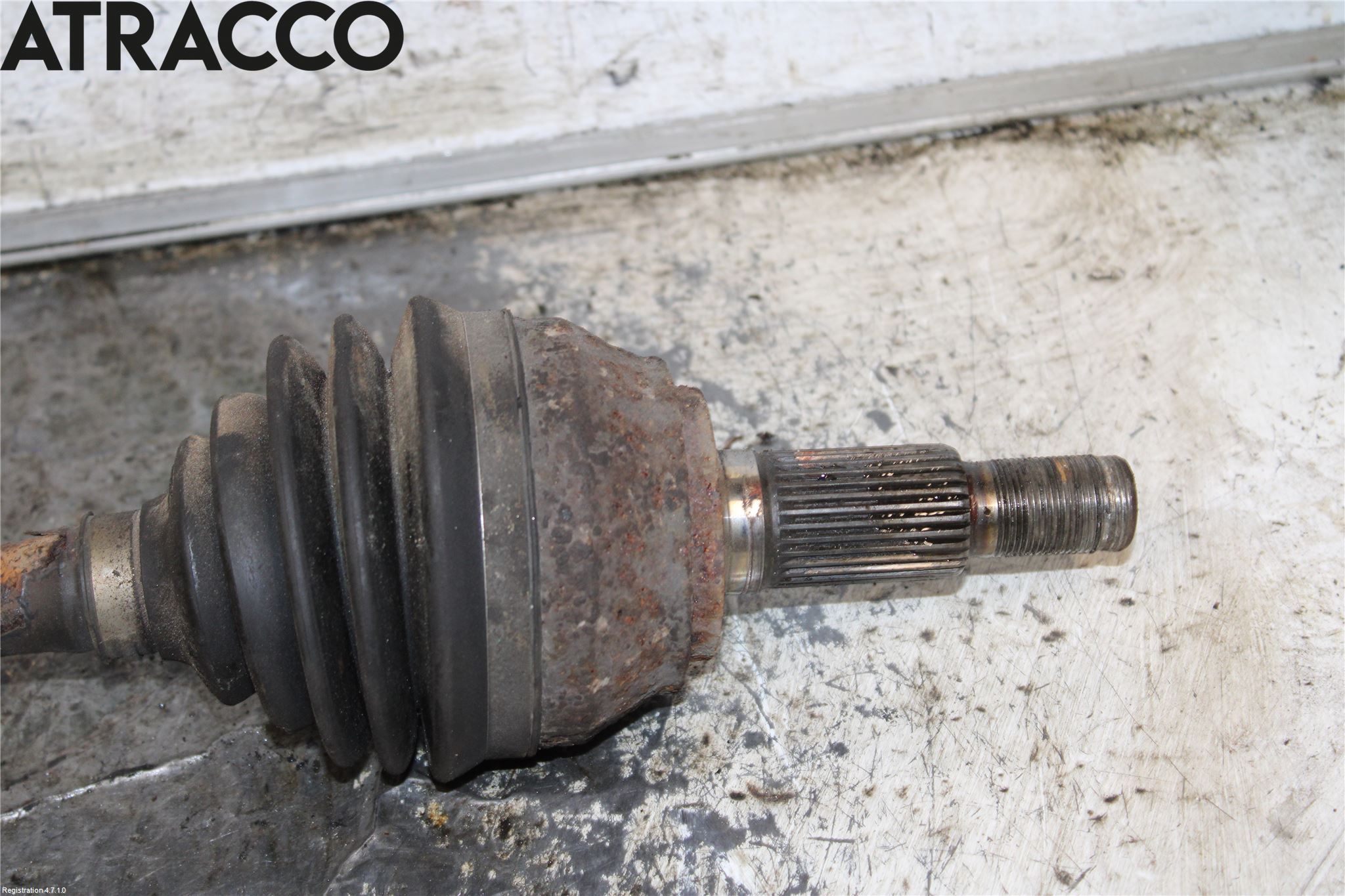 Audi Q7/SQ7 Drivaxel Fram Vänster