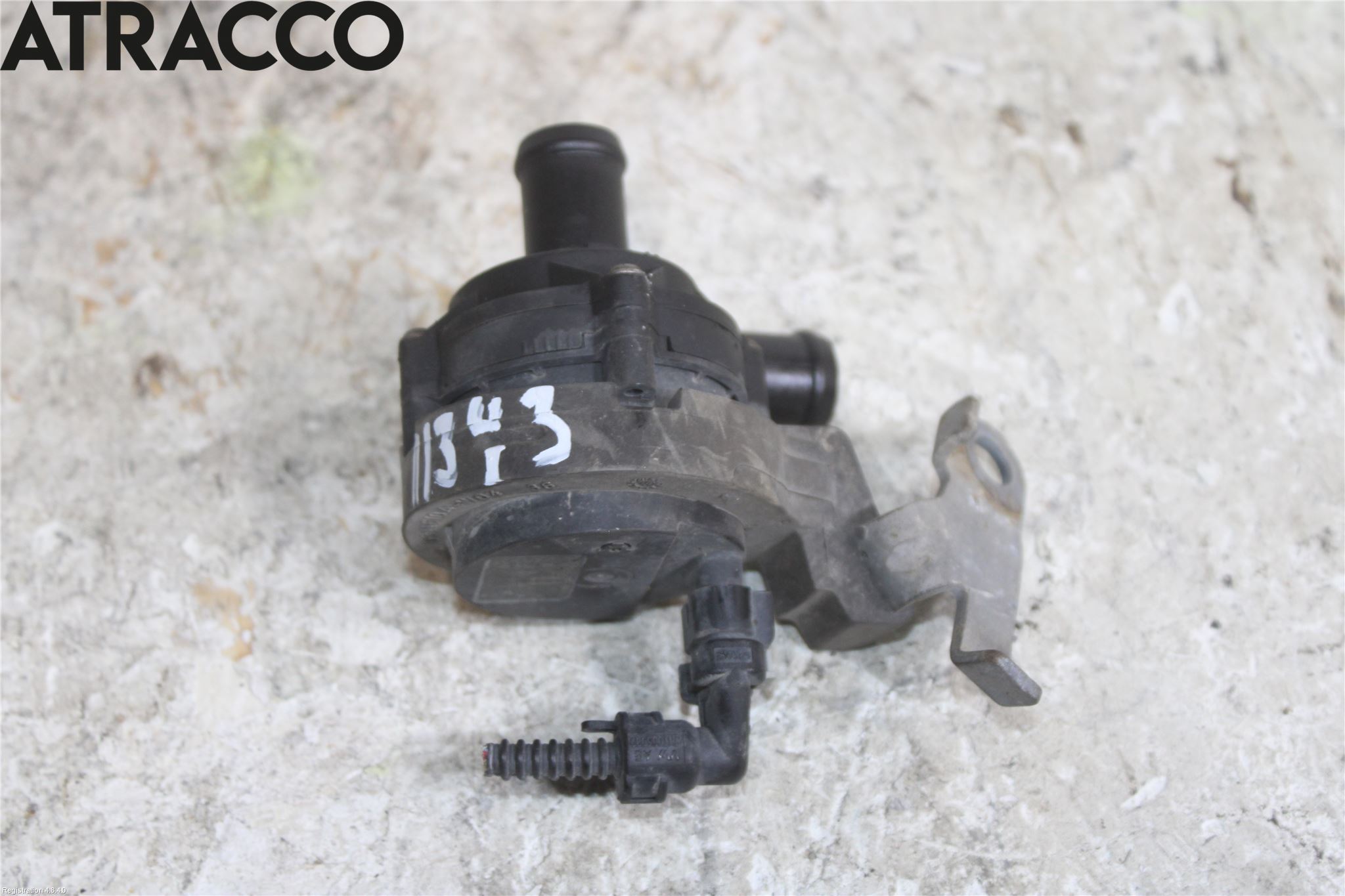 Volkswagen VW CADDY 16-20 Vattenpump