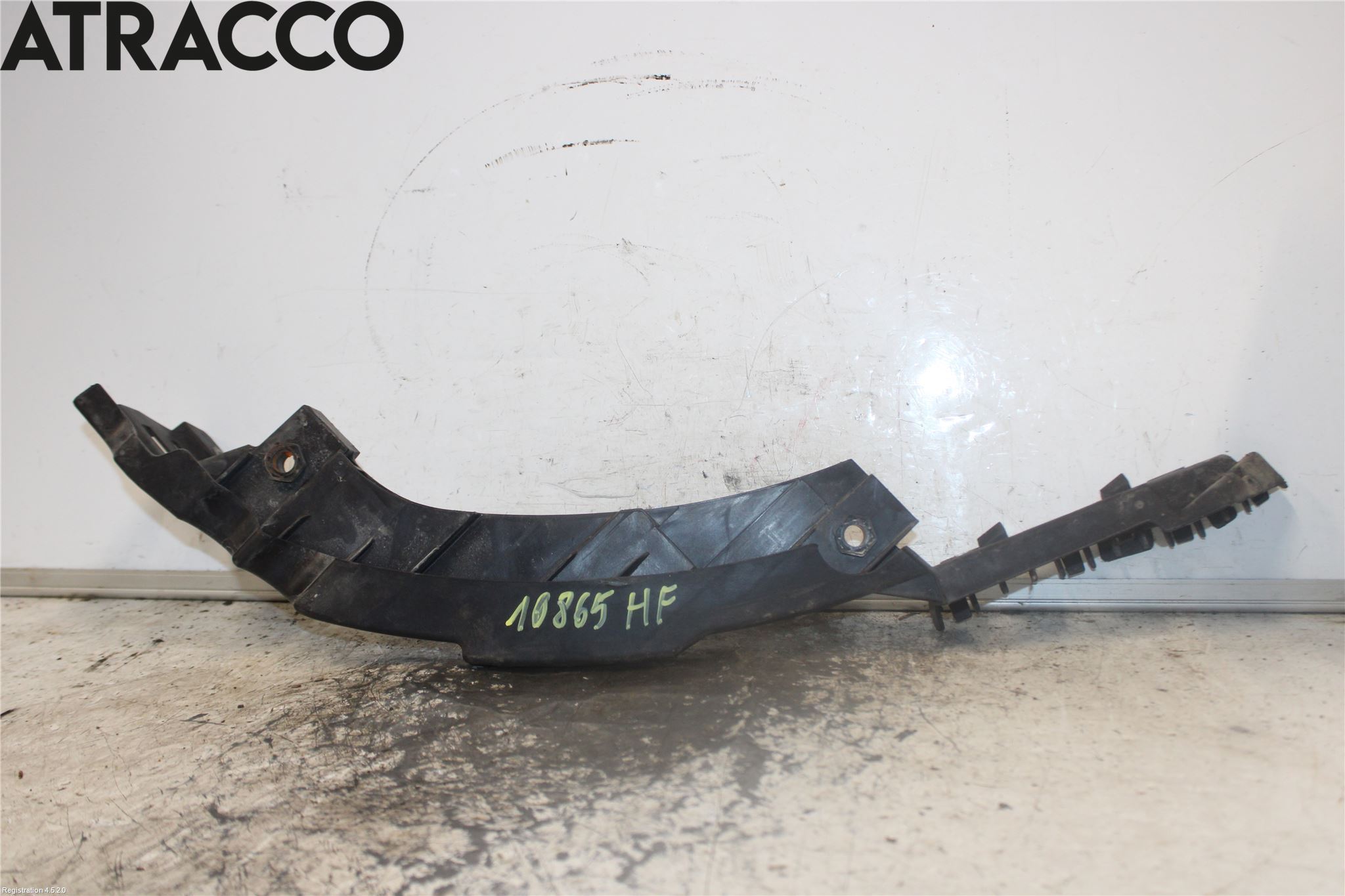 BMW 5 F10/F11/F18 09-17 Strålkast Fästsarg