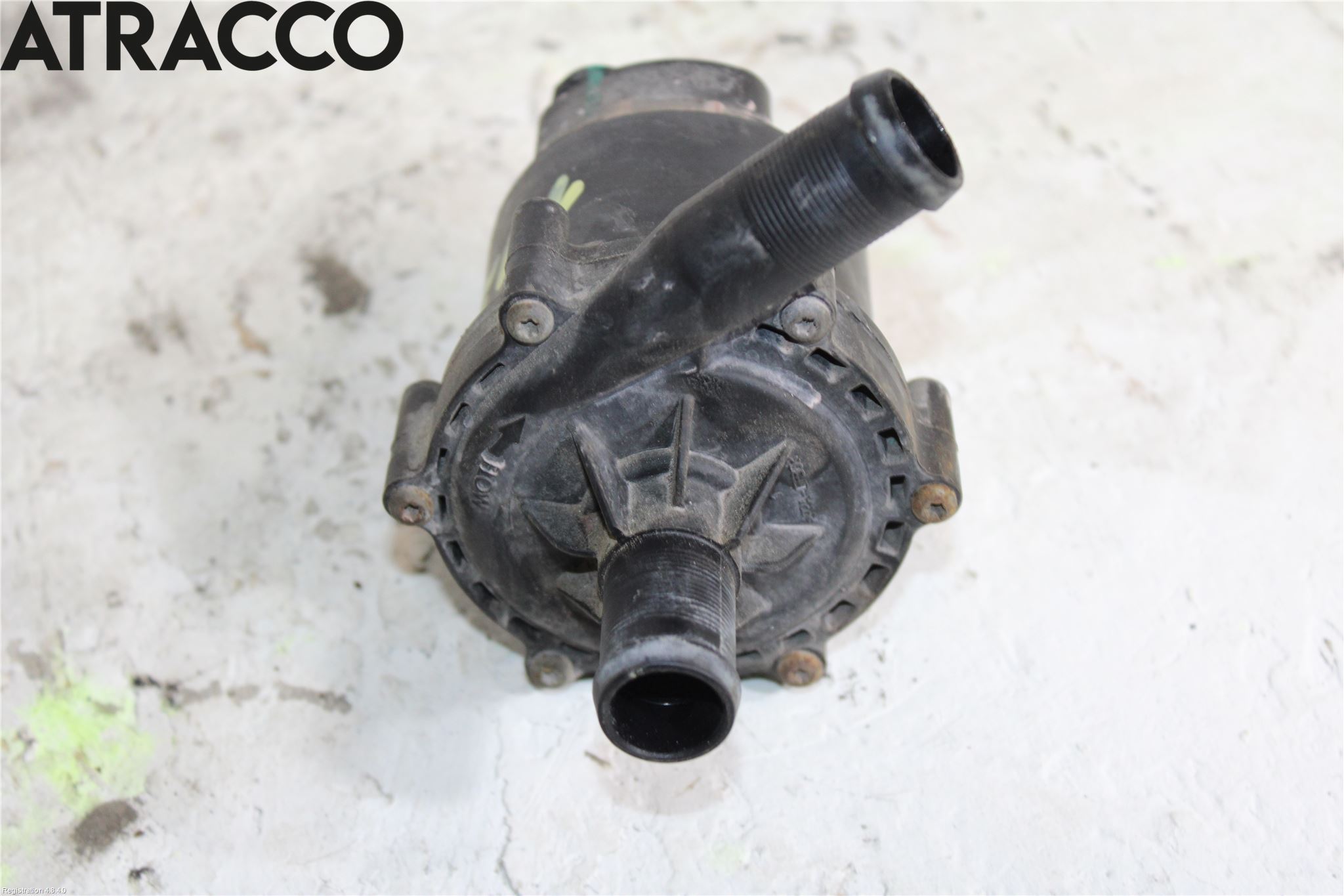 Tesla MODEL S 13- Vattenpump