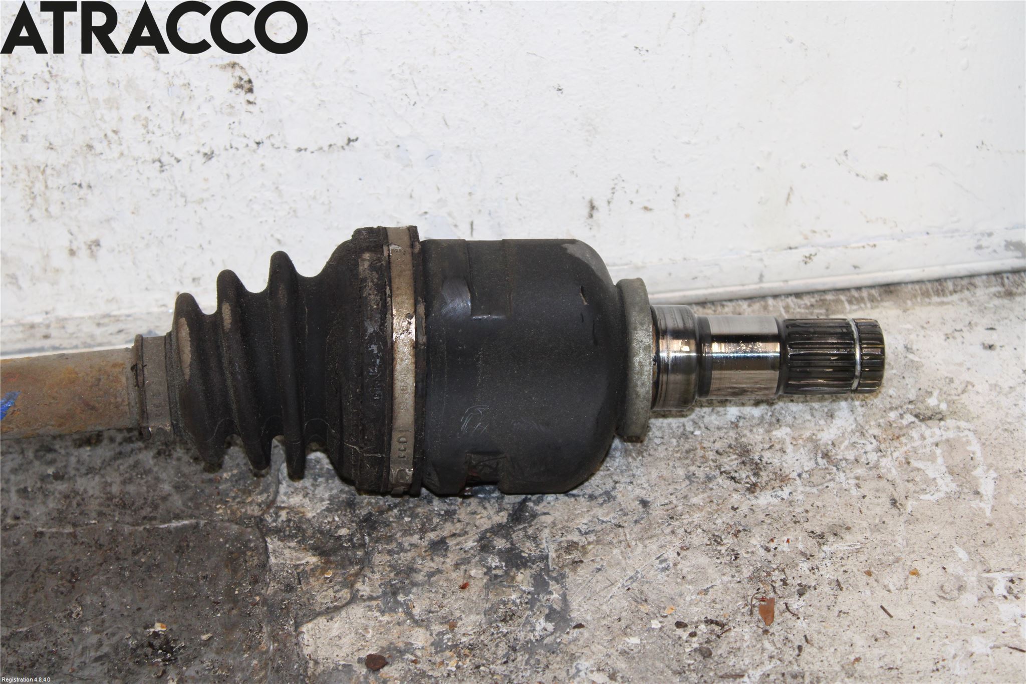Toyota AURIS 10-12 Drivaxel Fram Vänster