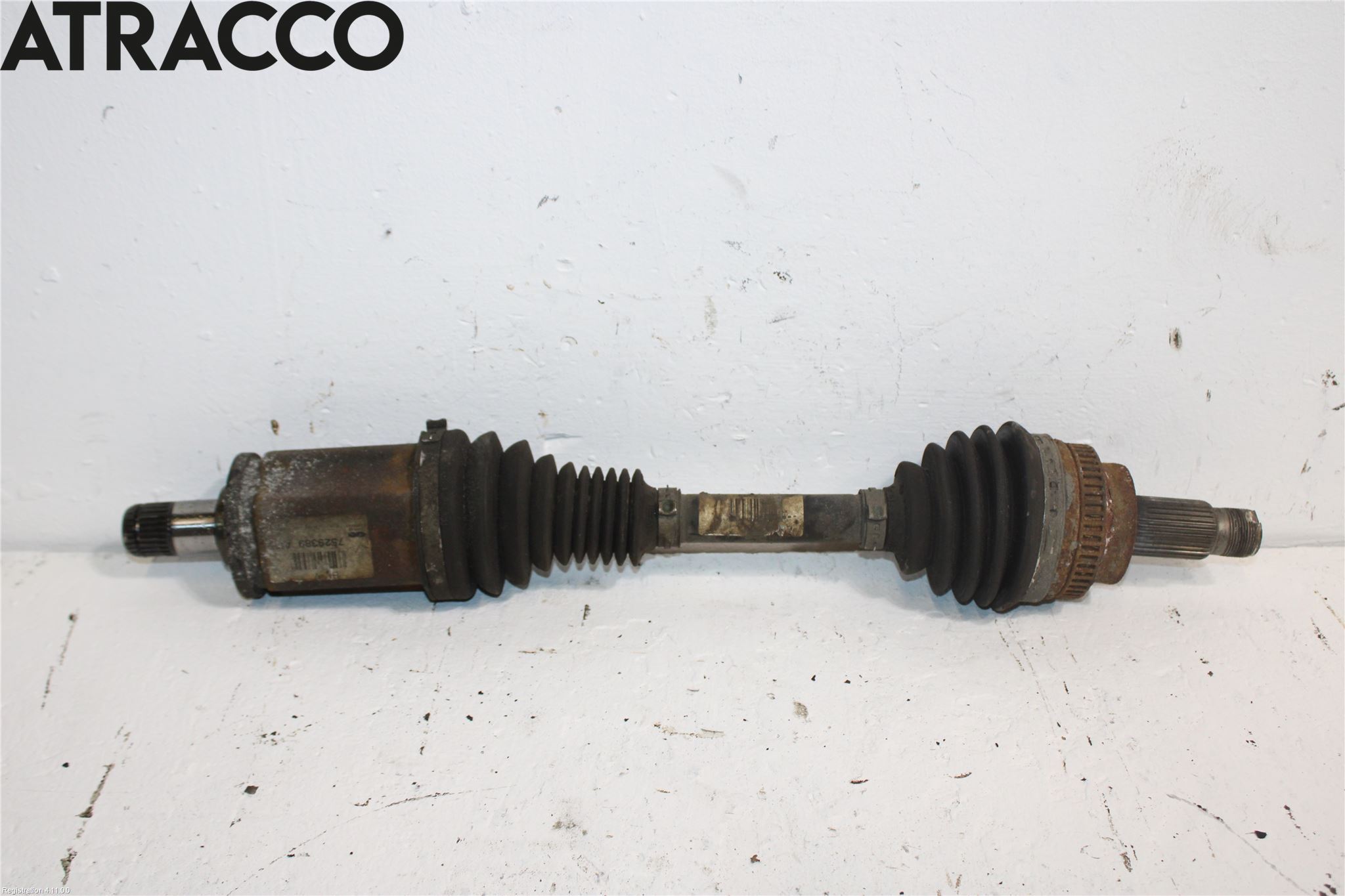 BMW 3 E90/91 SED/TOU 05-12 Drivaxel Fram Vänster