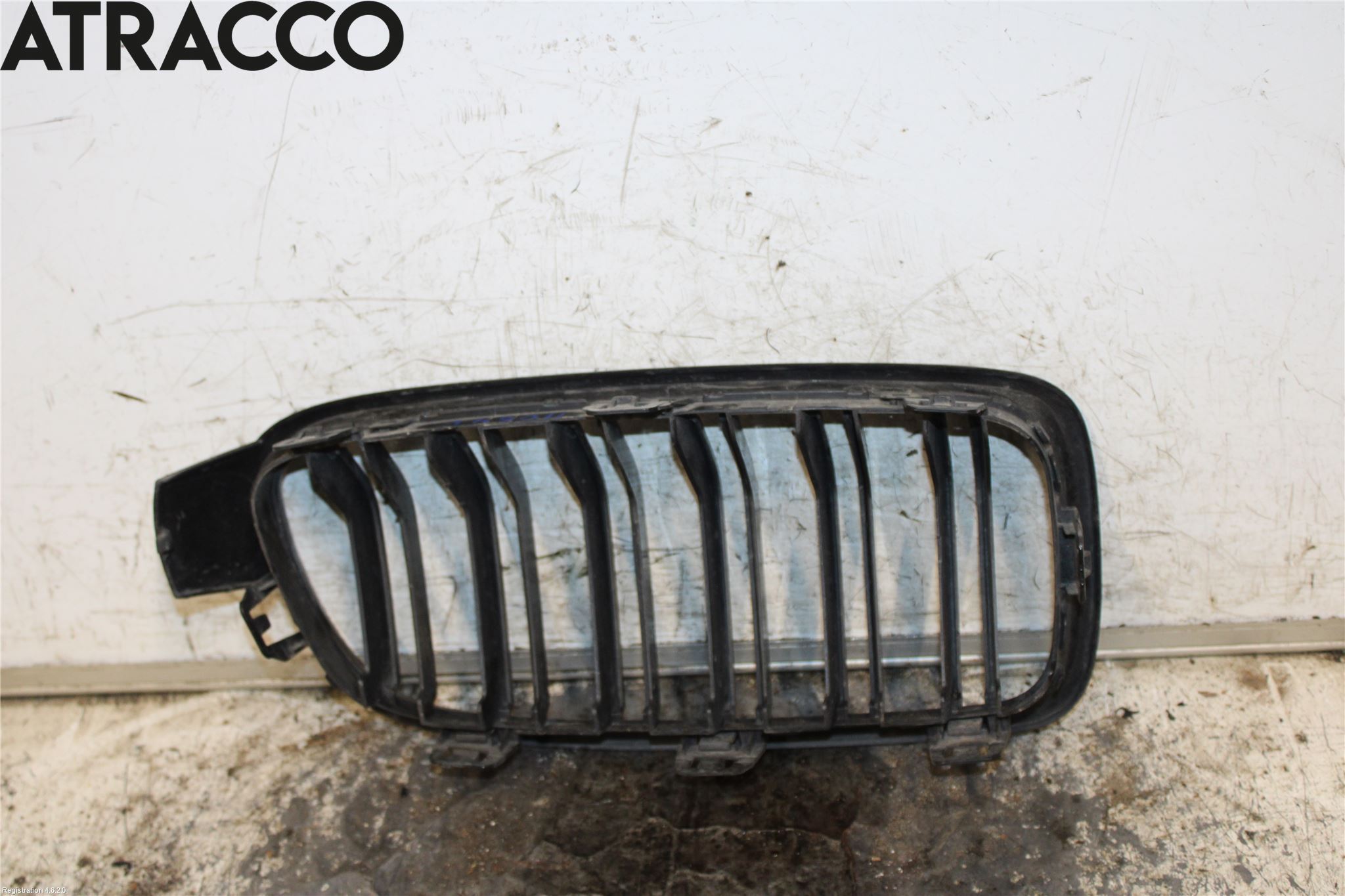 BMW 3 F30/F31/F80 12-19 Grilldel Vänster