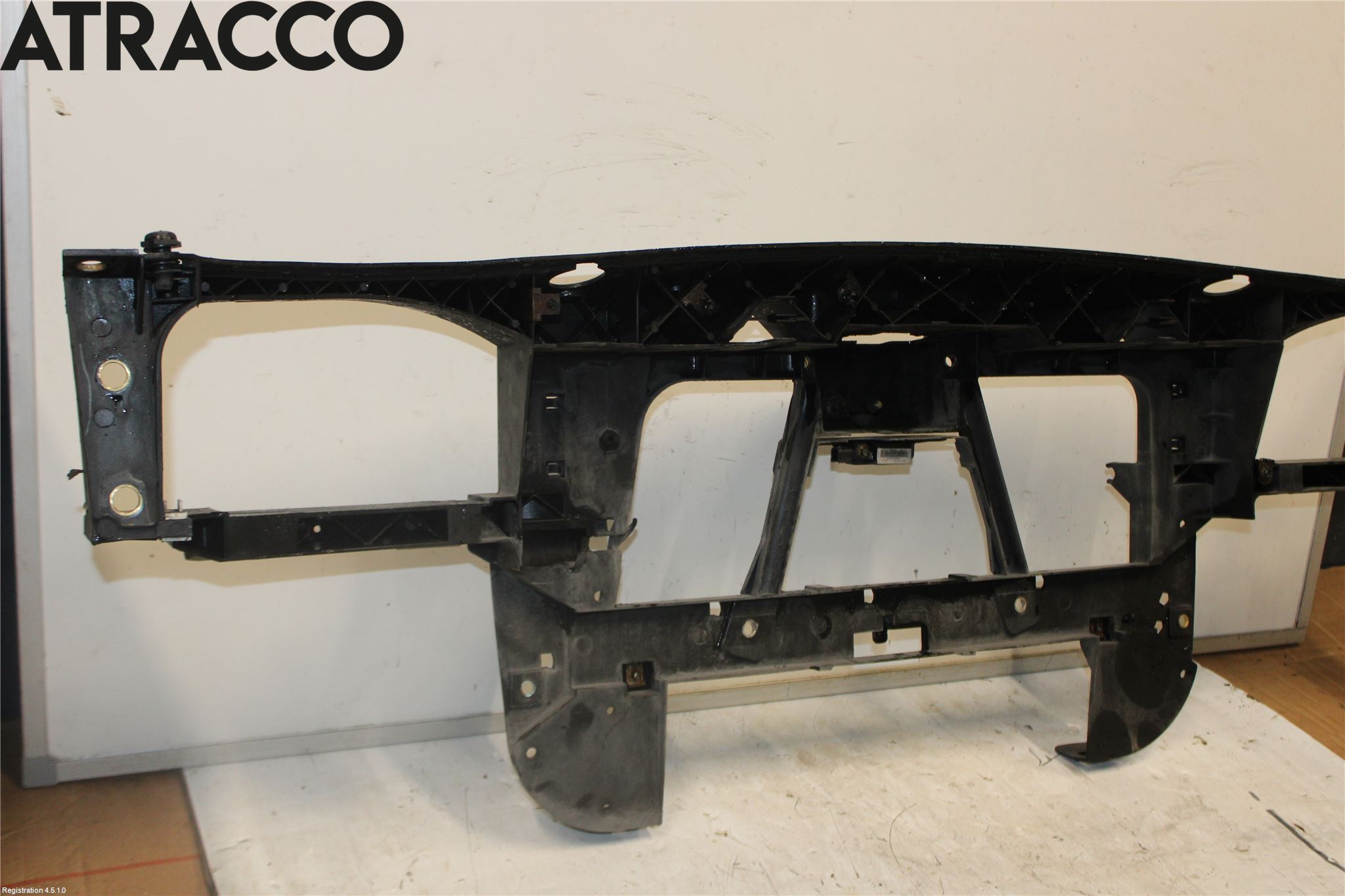 Ford MONDEO     01-06 Frontplåt