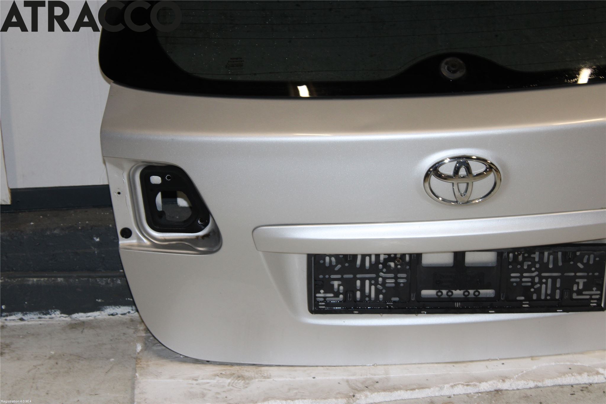 Toyota AVENSIS 09-15 Baklucka Kombi