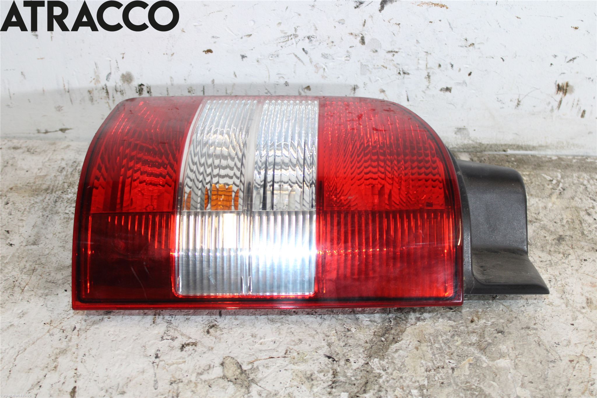 Volkswagen VW TRANSP/CARAVELLE (T5) 04-15 Bakljus Höger