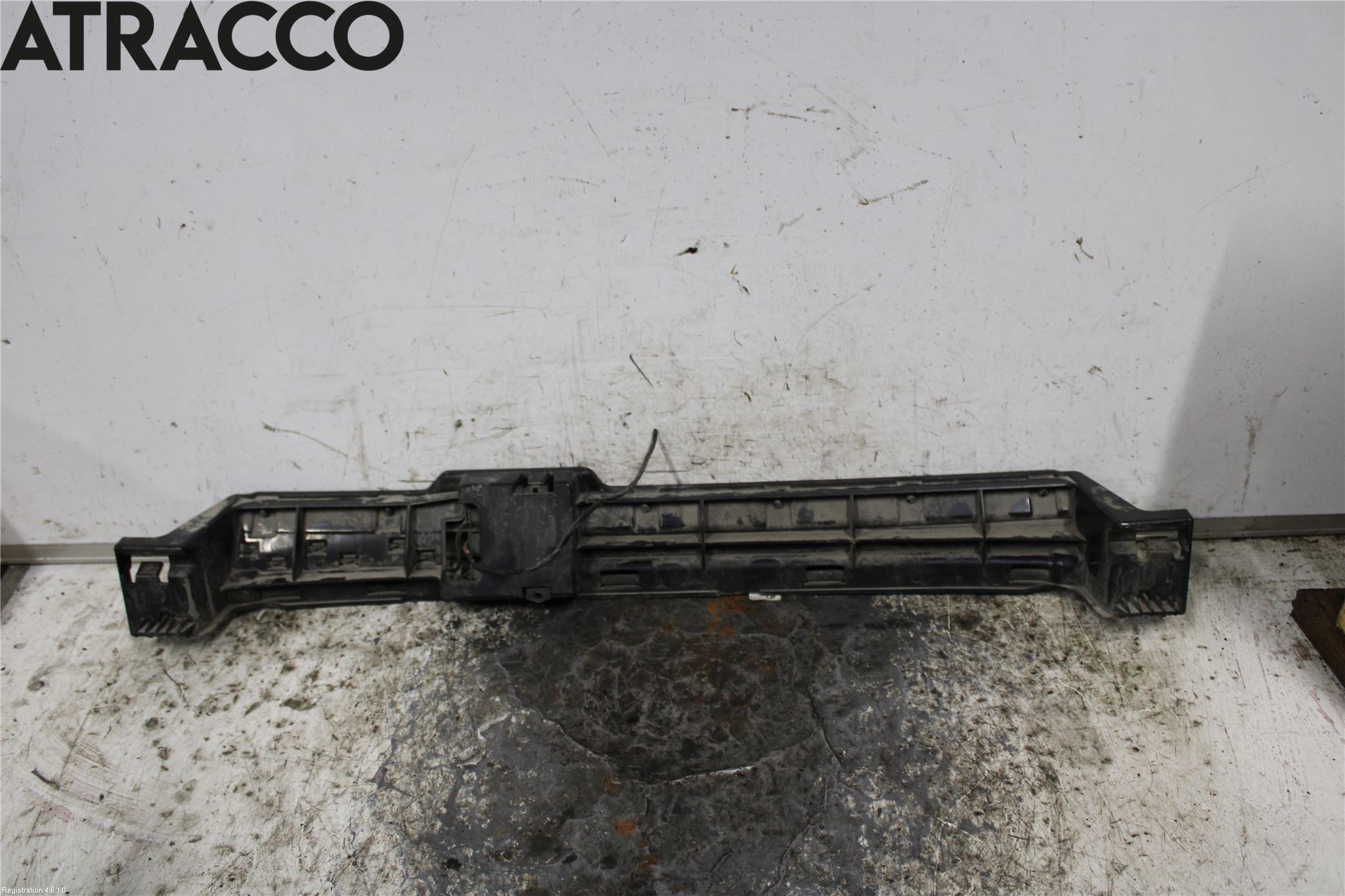 BMW X1 E84 10-15 Stötfångardel Bak Mitt