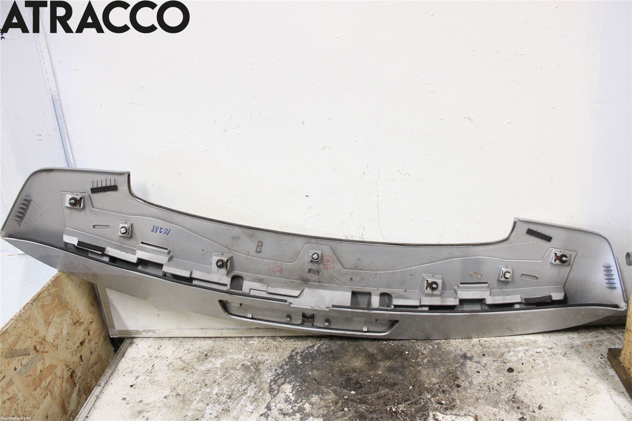 Toyota AVENSIS 09-15 Spoiler Baklucka