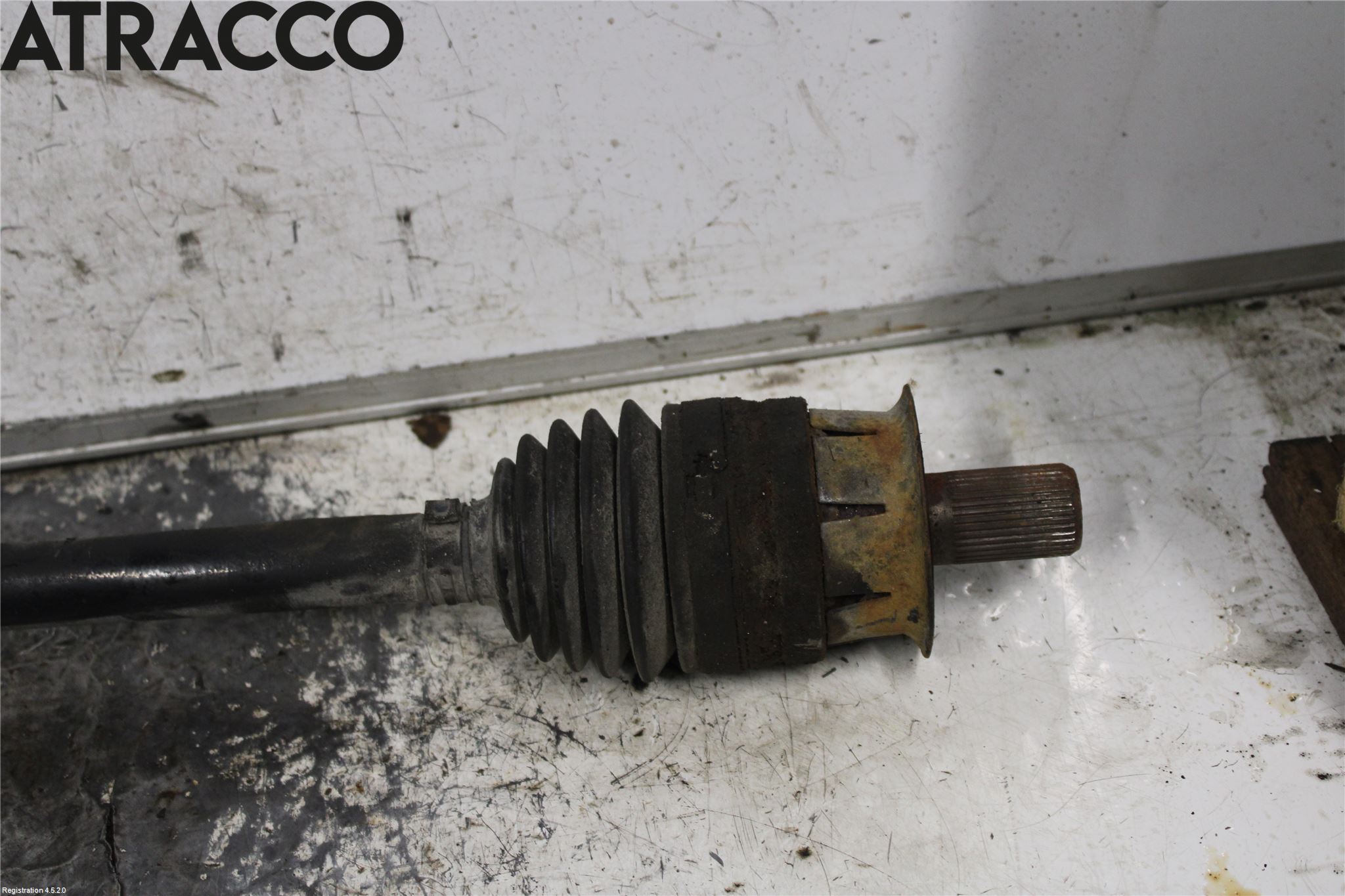 Volvo XC60 09-13 Drivaxel Bak Vänster