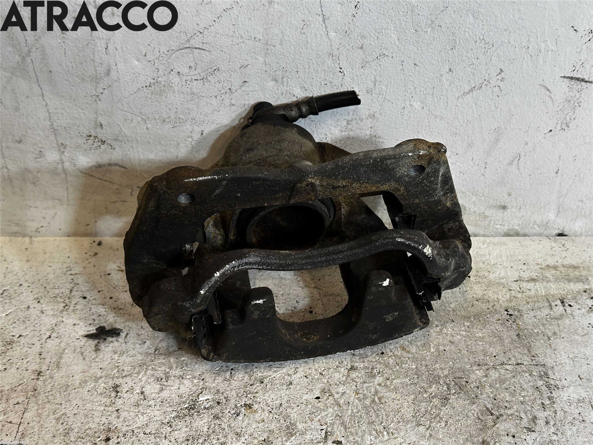 Toyota AVENSIS 09-15 Bromsok Fram Höger