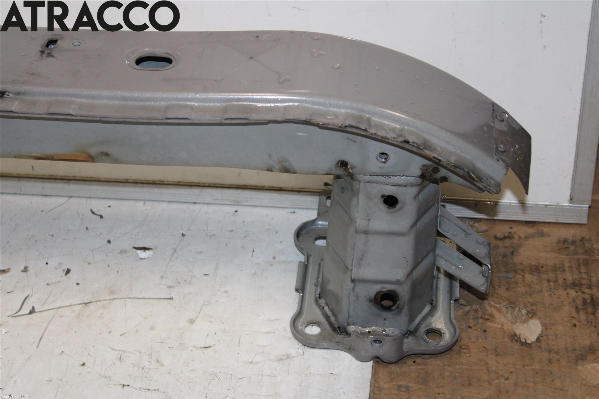 Volvo V50 08-12 Stötfångarbalk Fram