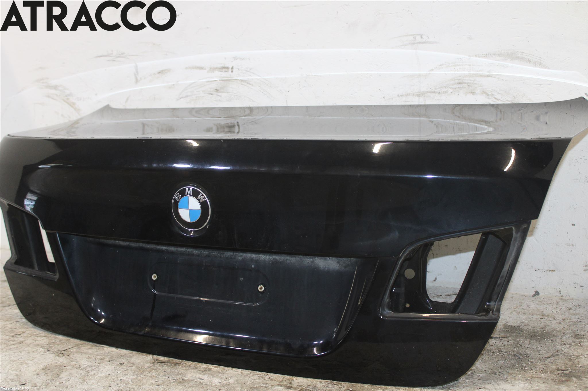 BMW 5 F10/F11/F18 09-17 Baklucka (Ej Med Ruta)