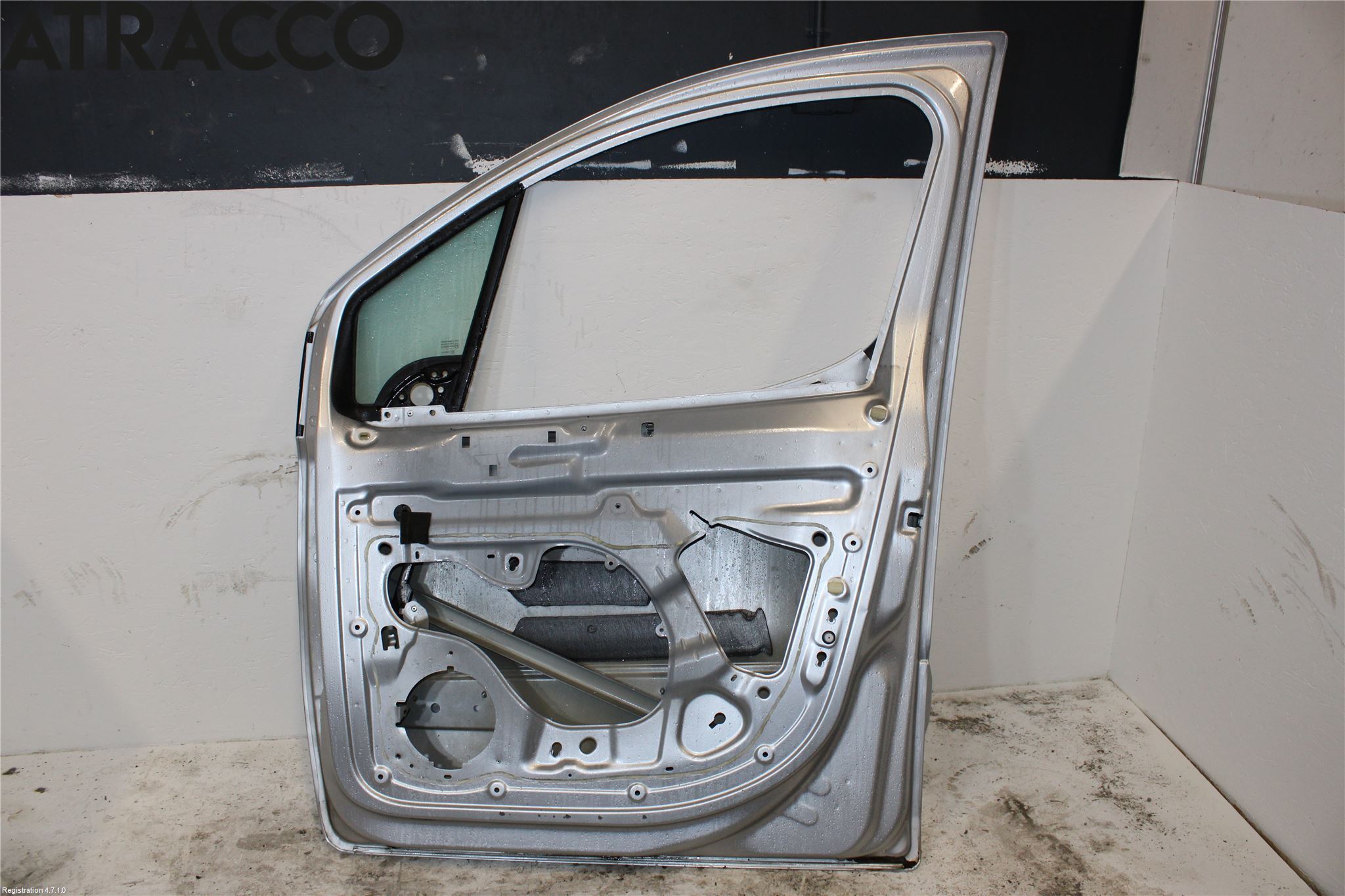 Peugeot PARTNER 08-15 Dörr Fram Höger