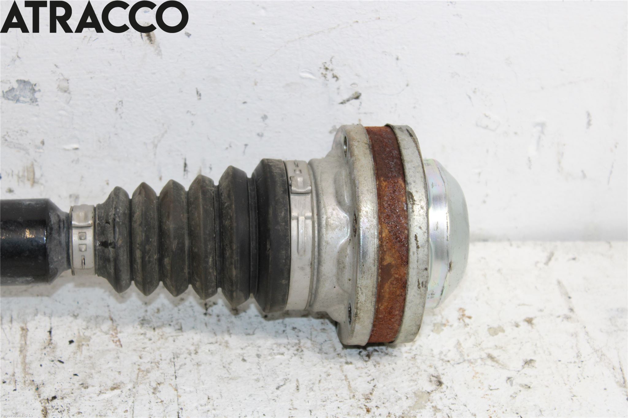 Volkswagen VW CADDY 21- Drivaxel Fram Höger