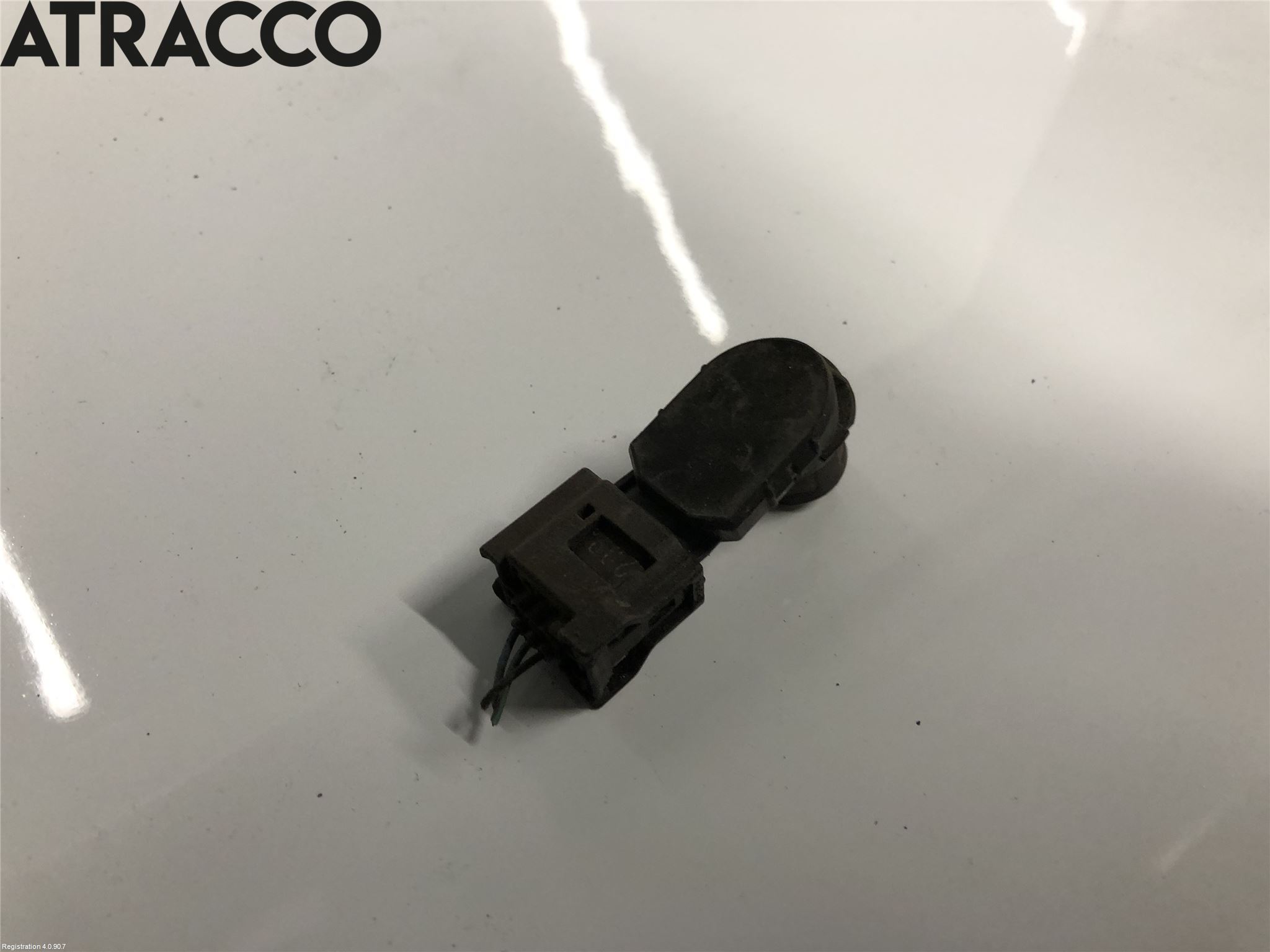 Toyota RAV4 13-18 Parkeringshjälp Frontsensor