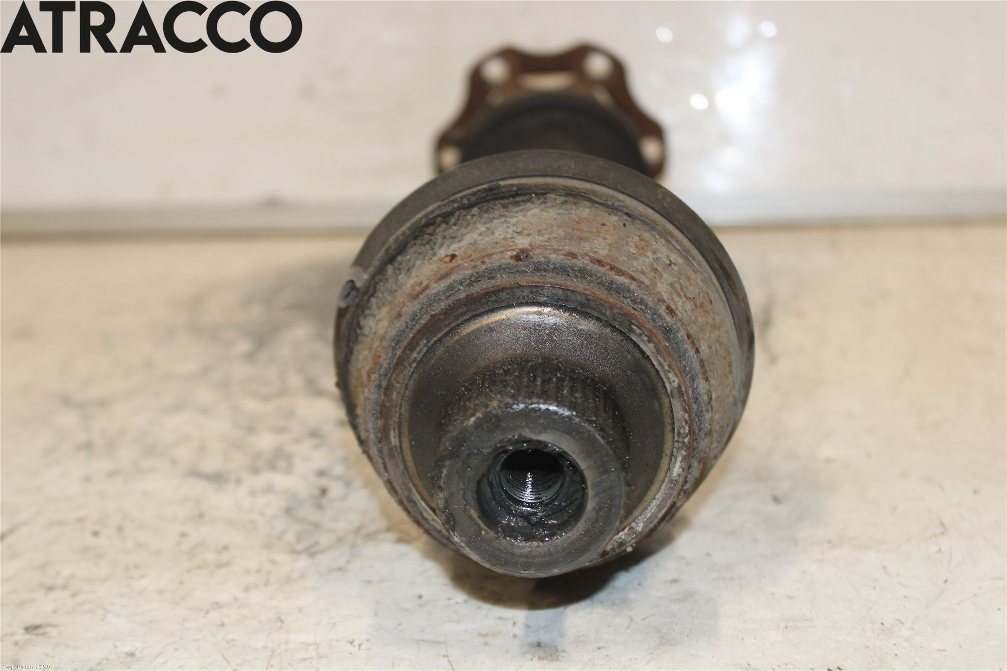 Audi A4/S4 08-11 Drivaxel Fram Höger
