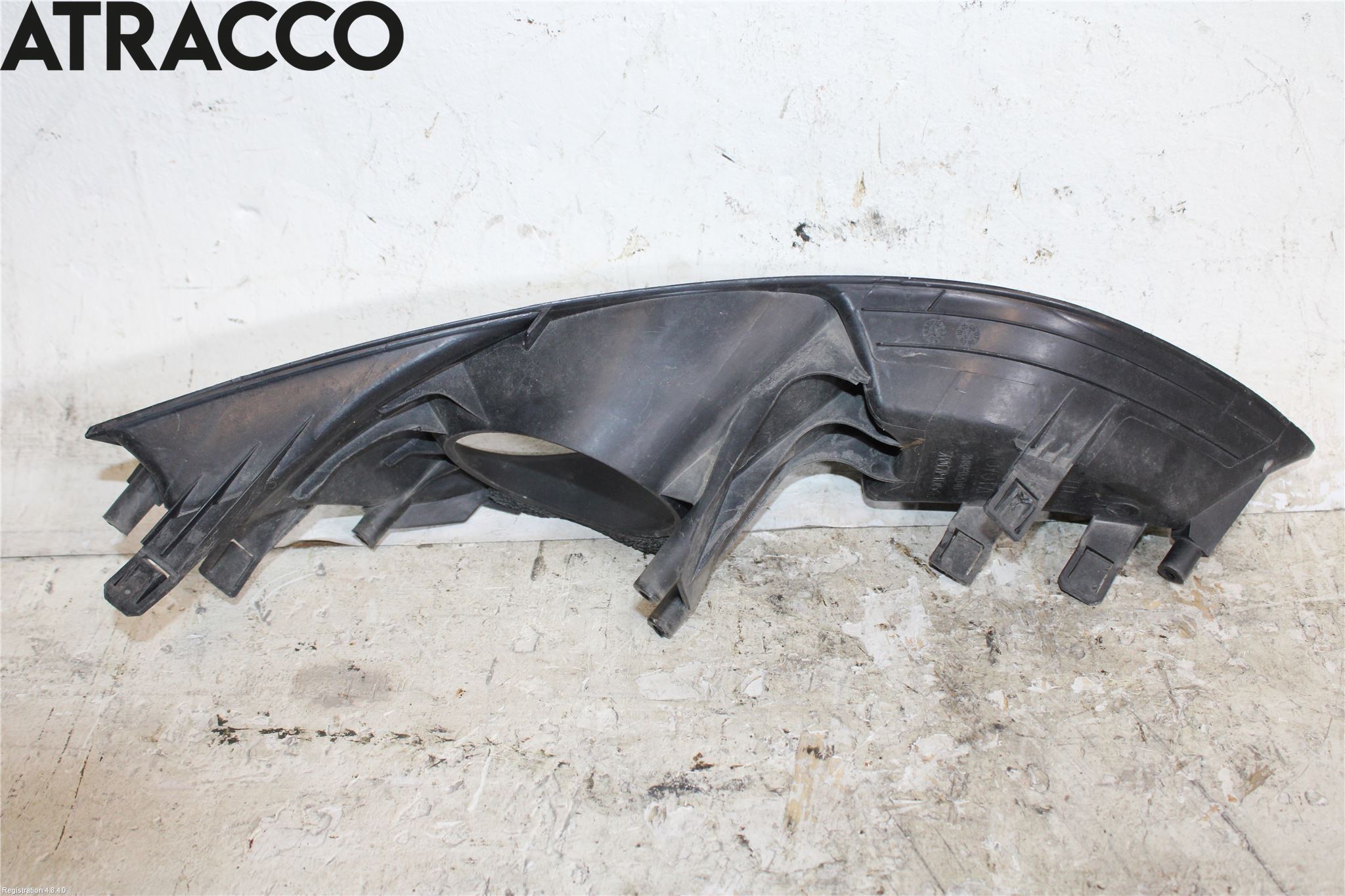Toyota AURIS 10-12 Dimljussarg Fram