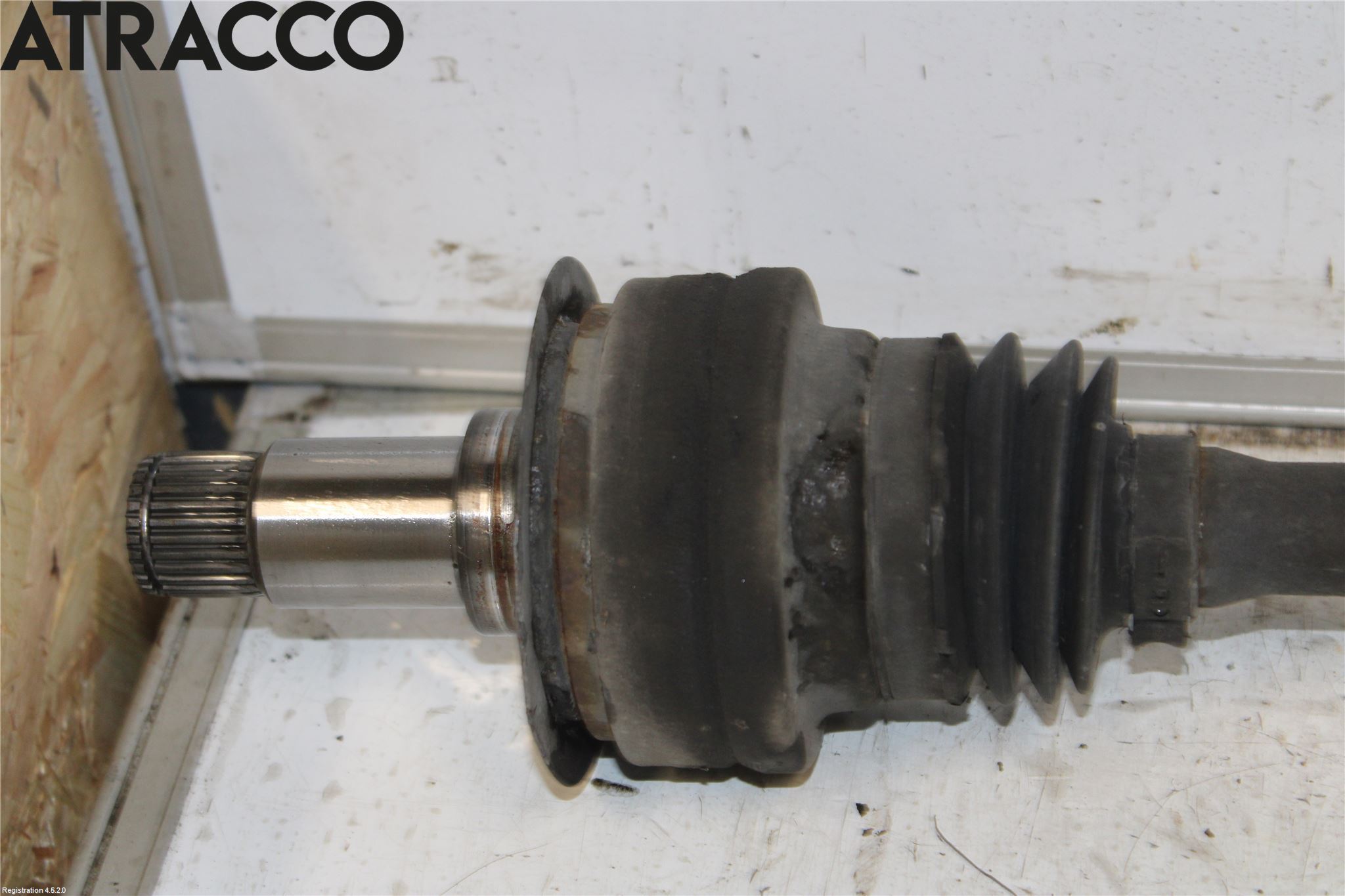Mercedes-Benz MB GLK-KLASS (X204) 08-16 Drivaxel Bak Höger