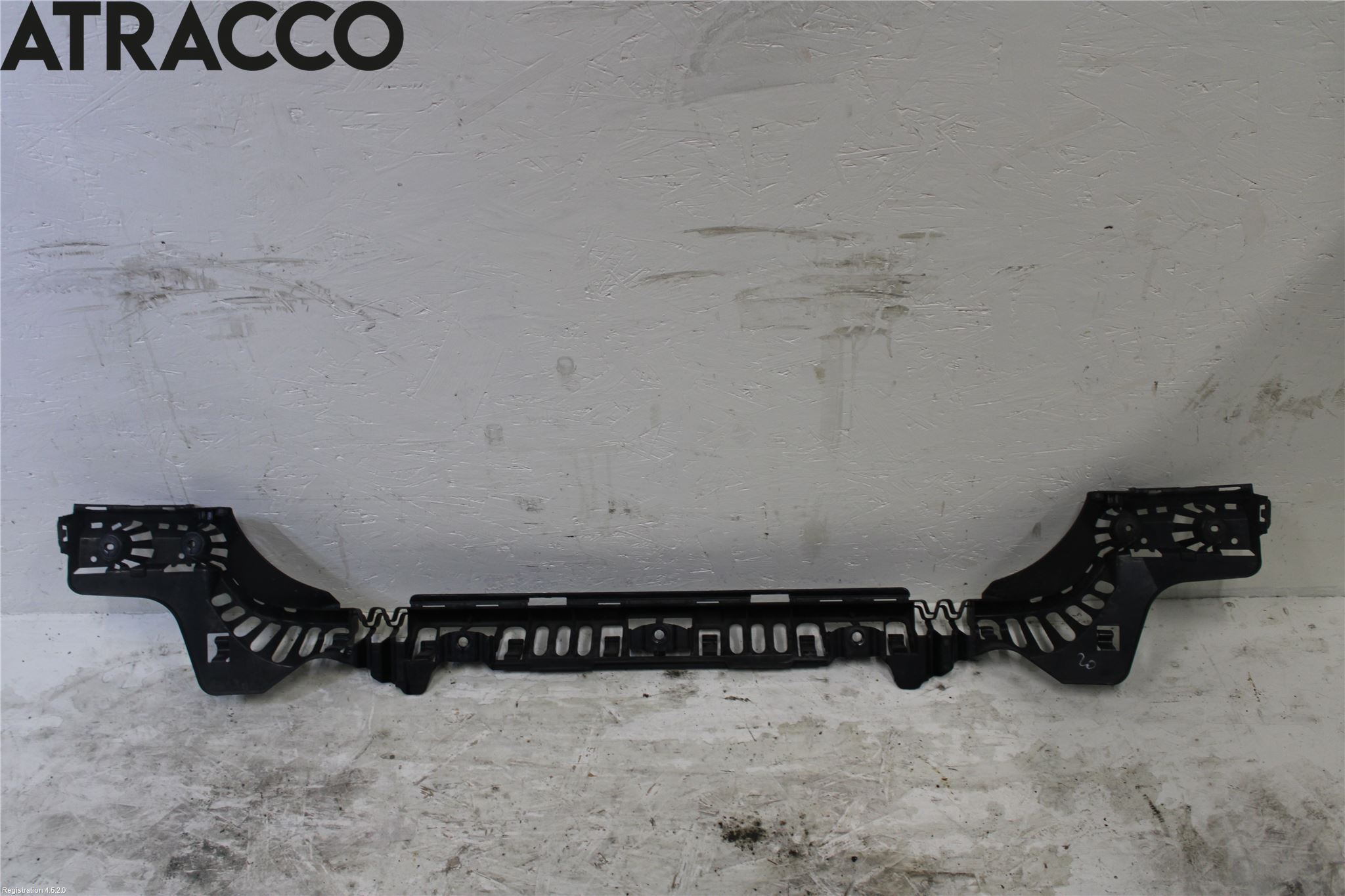BMW 3 F30/F31/F80 12-19 Stötfångardel Bak Mitt