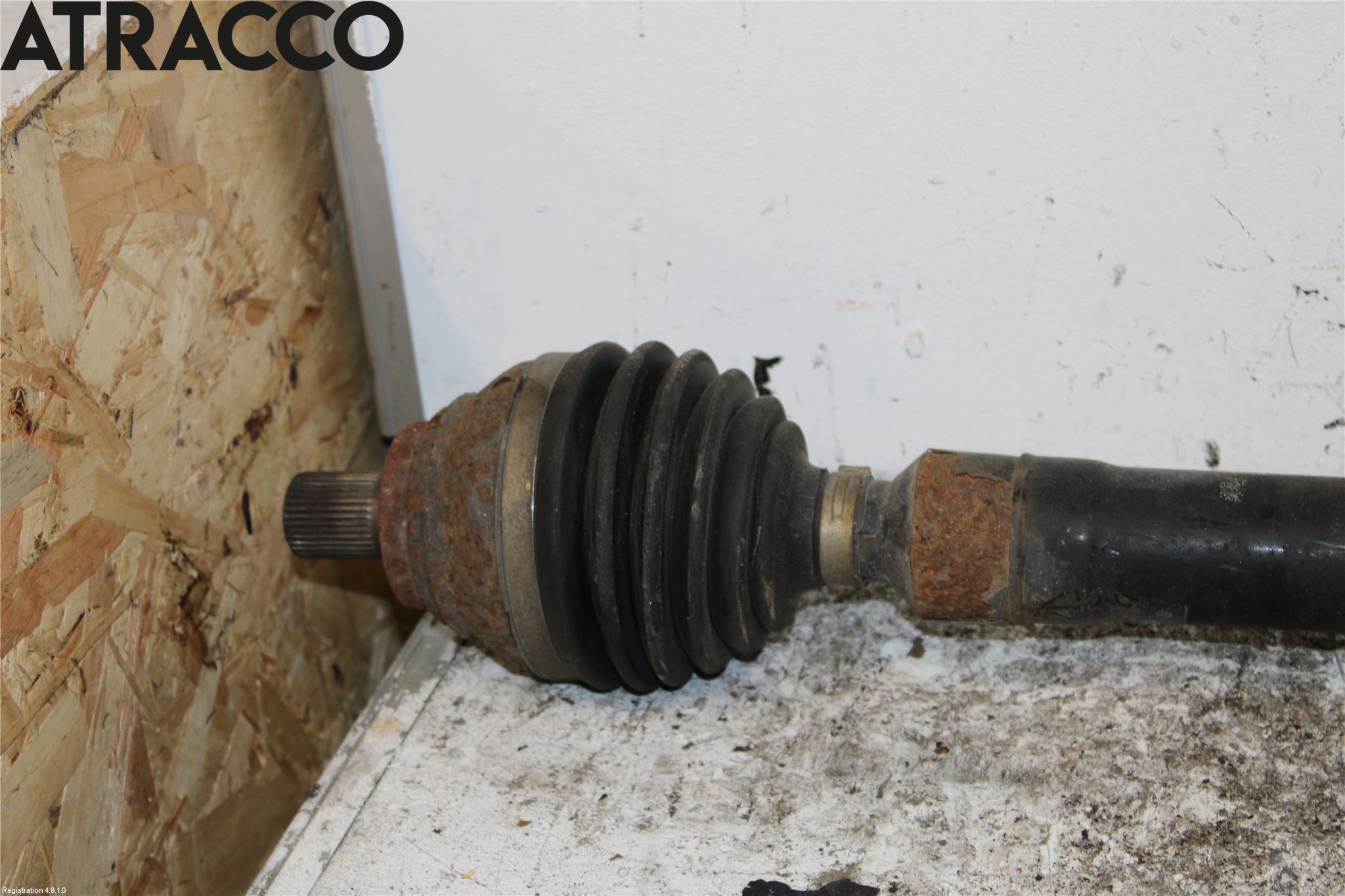 Volkswagen VW PASSAT 15-19 Drivaxel Fram Höger