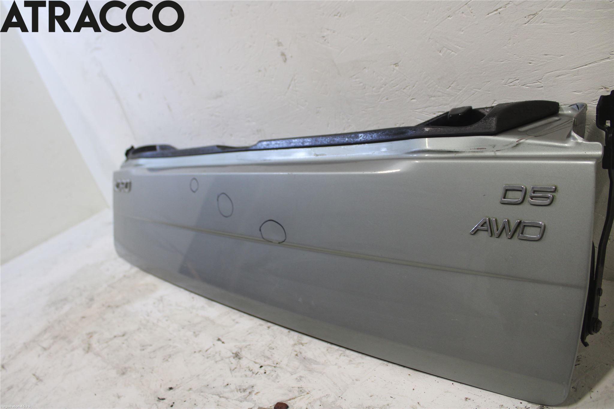 Volvo XC90 03-06 Baklucka Nedre