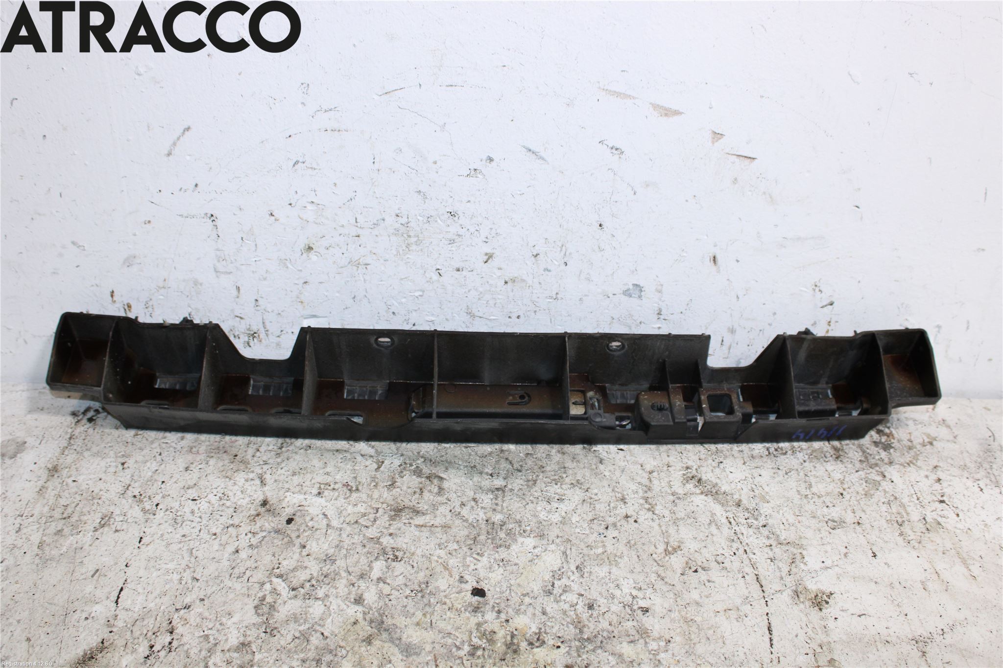 Renault CAPTUR 13-19 Stötfångarbärjärn Bak