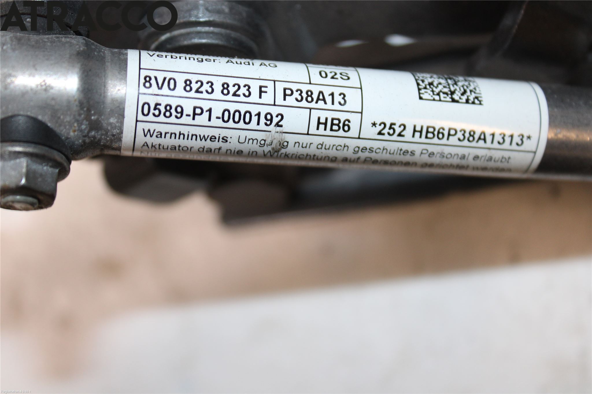 Audi A3/S3 05-13 Huvgångjärn