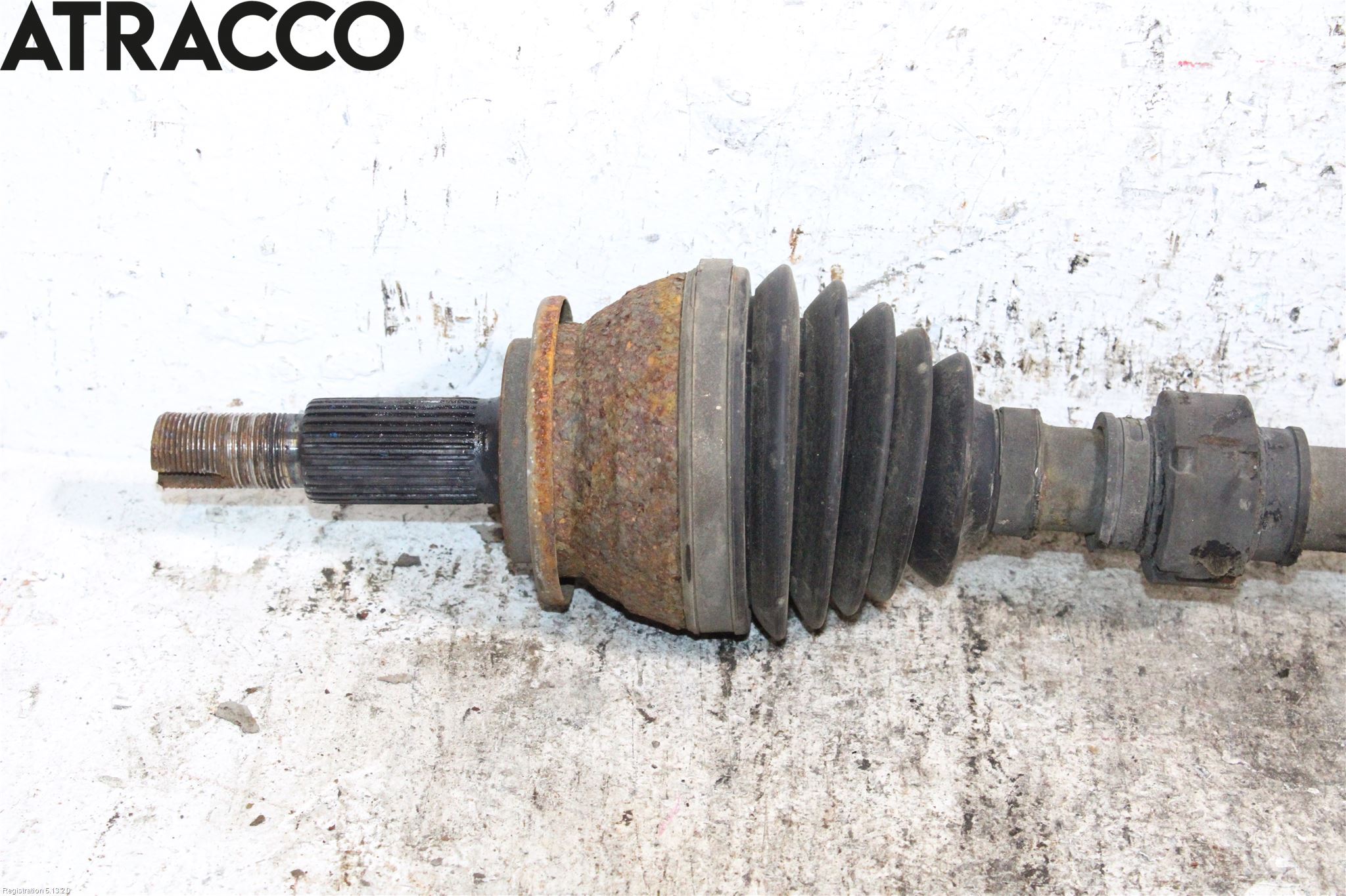 Toyota RAV4 13-18 Drivaxel Fram Vänster