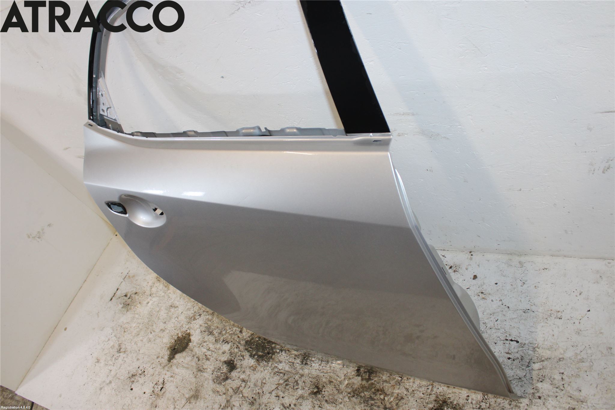 Mazda 2 (DE) 08-15 Dörr Bak Höger